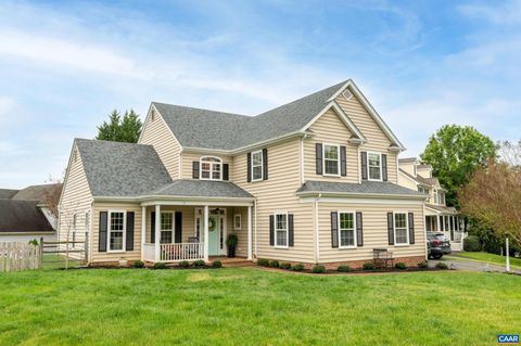 Homes For Sale - 989 Clearfields Ln Ln<br/> CROZET, VA 22932