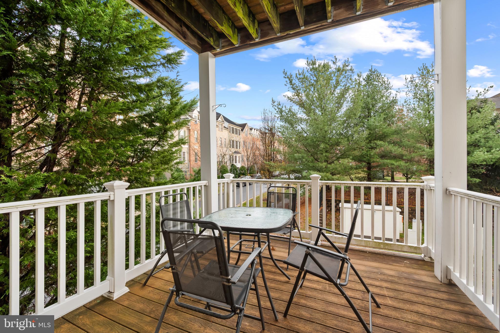 HIDDEN CREEK - Residential Lease