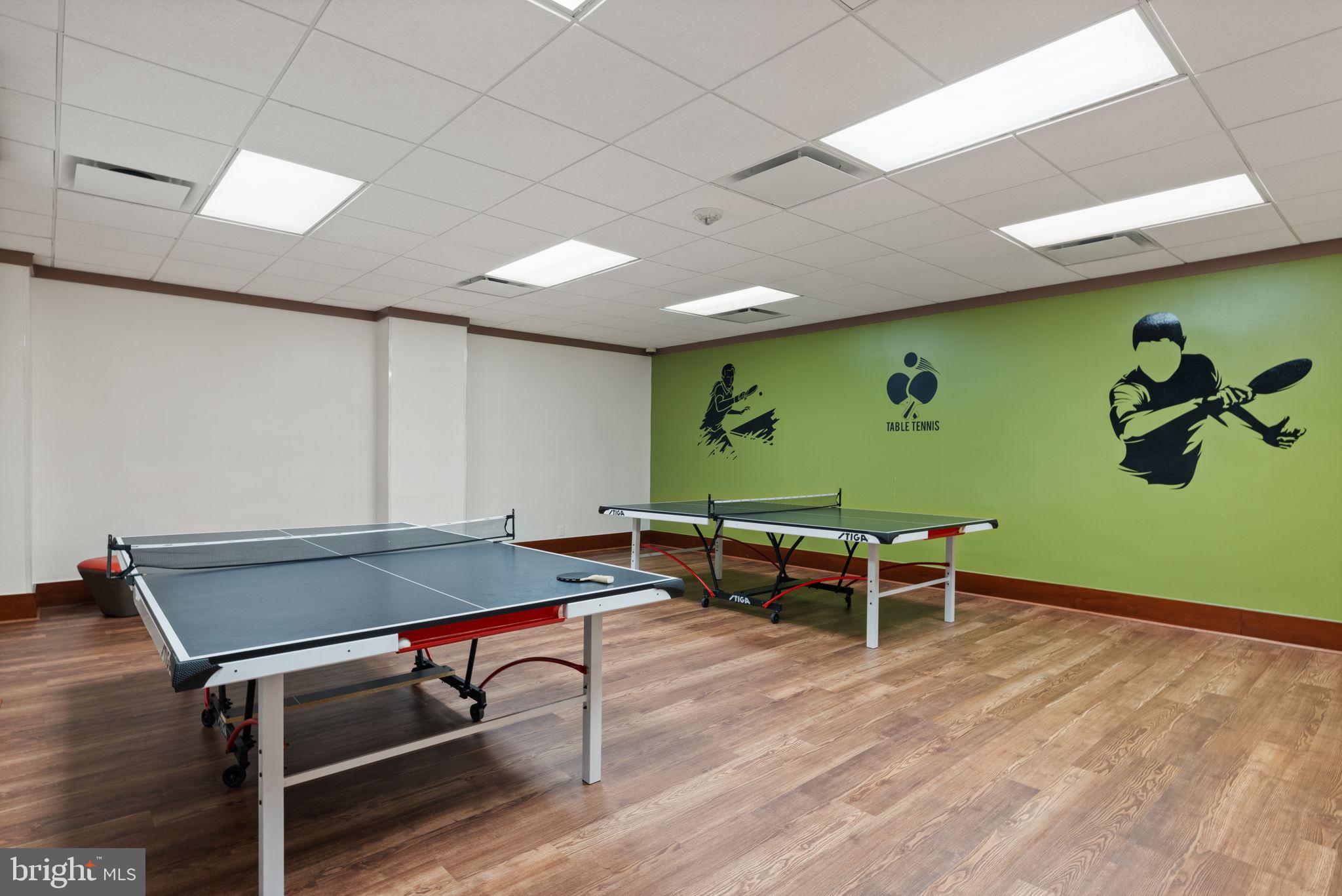 WATERGATE AT LANDMARK - Residential