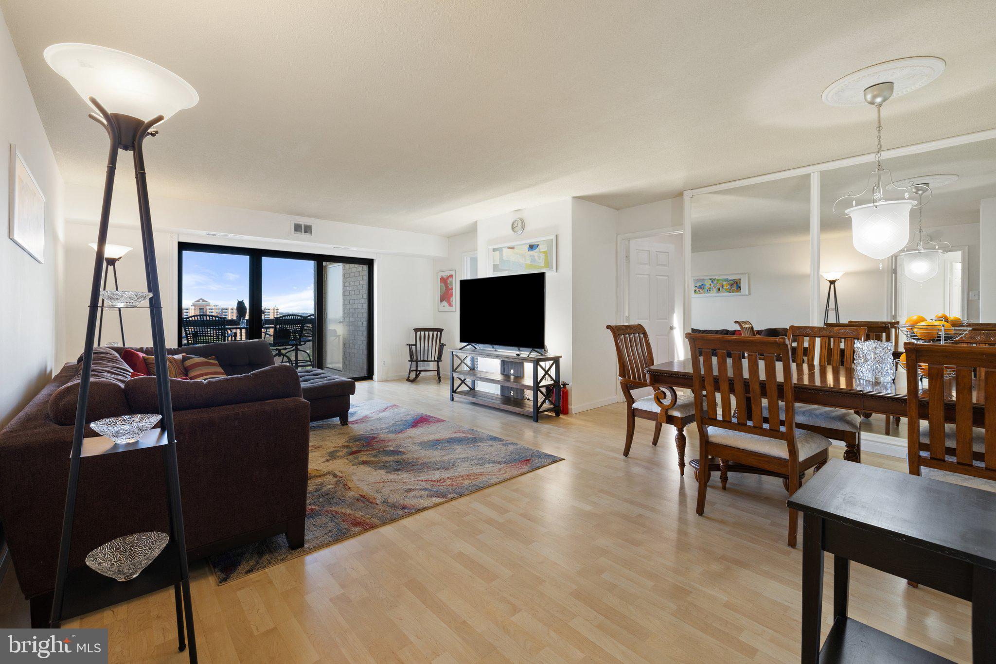 WATERGATE AT LANDMARK - Residential