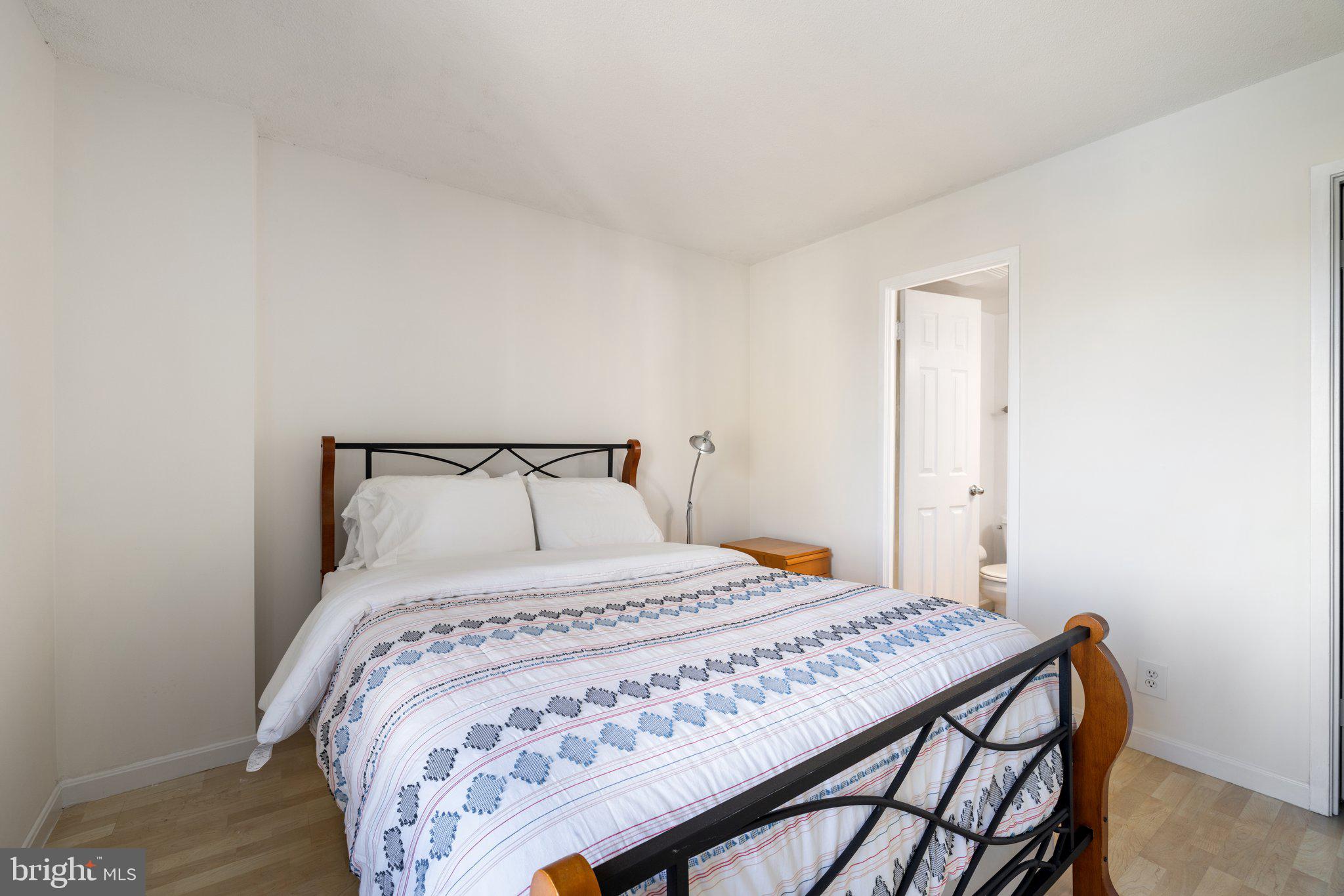 WATERGATE AT LANDMARK - Residential