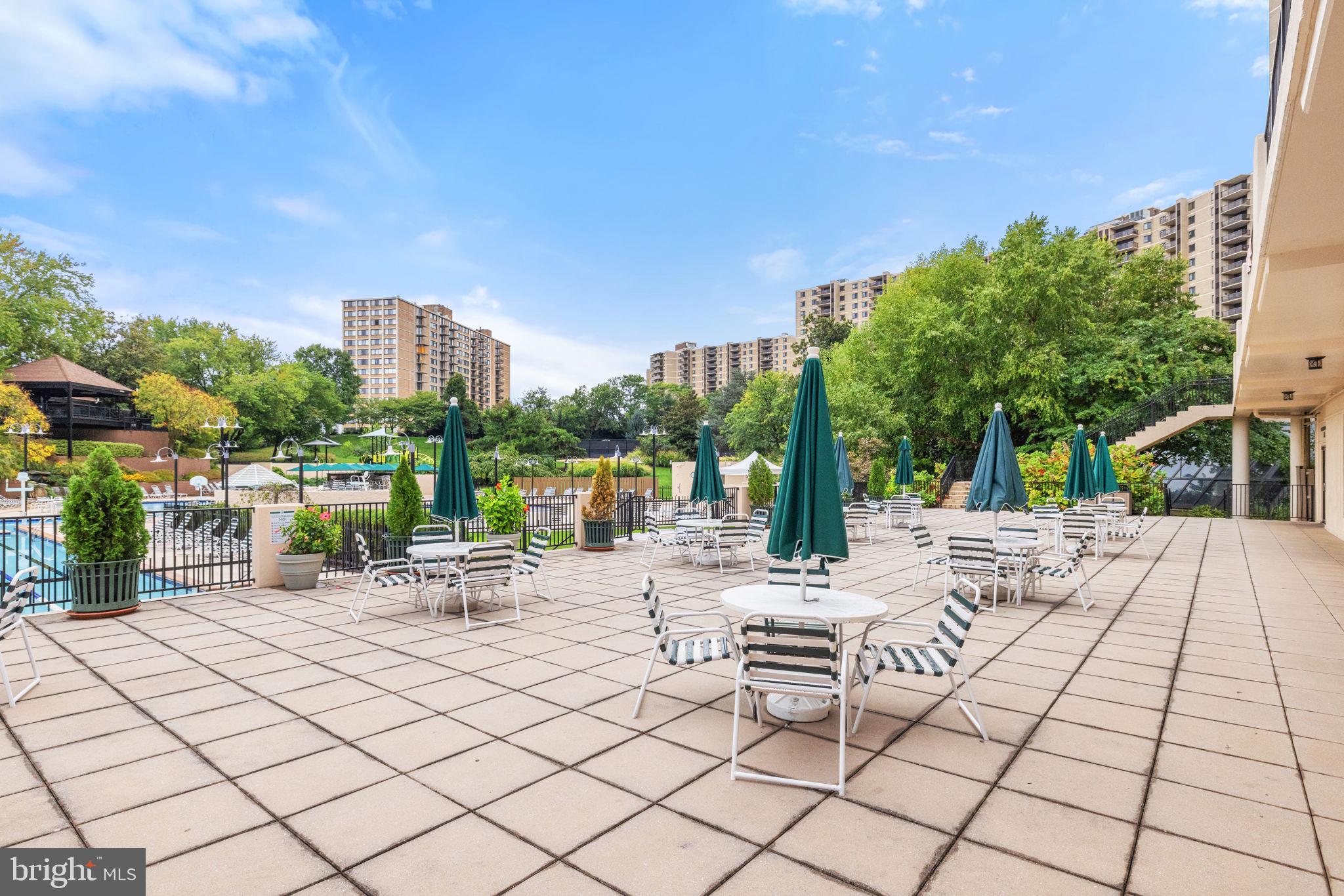 WATERGATE AT LANDMARK - Residential