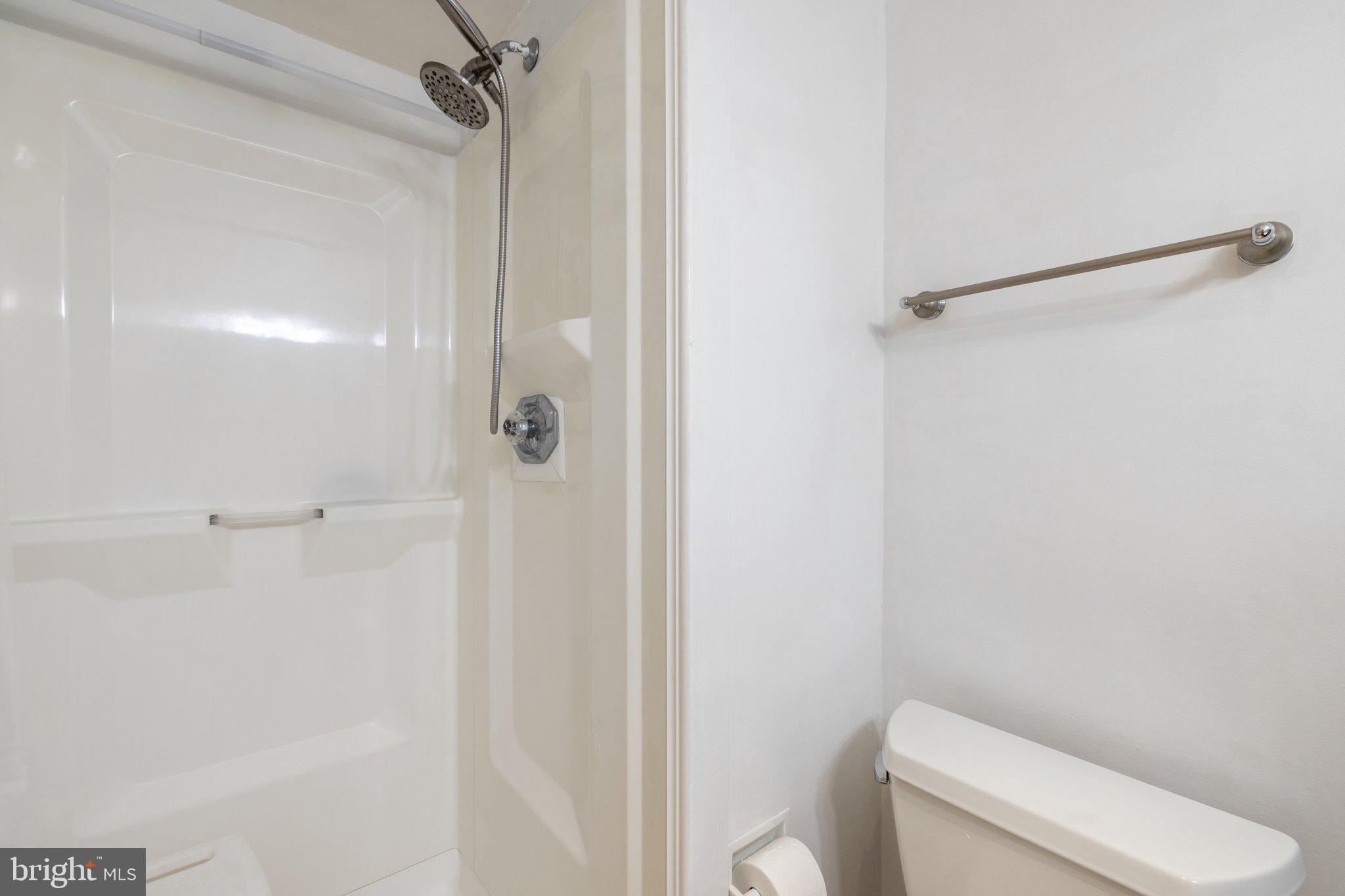 WATERGATE AT LANDMARK - Residential