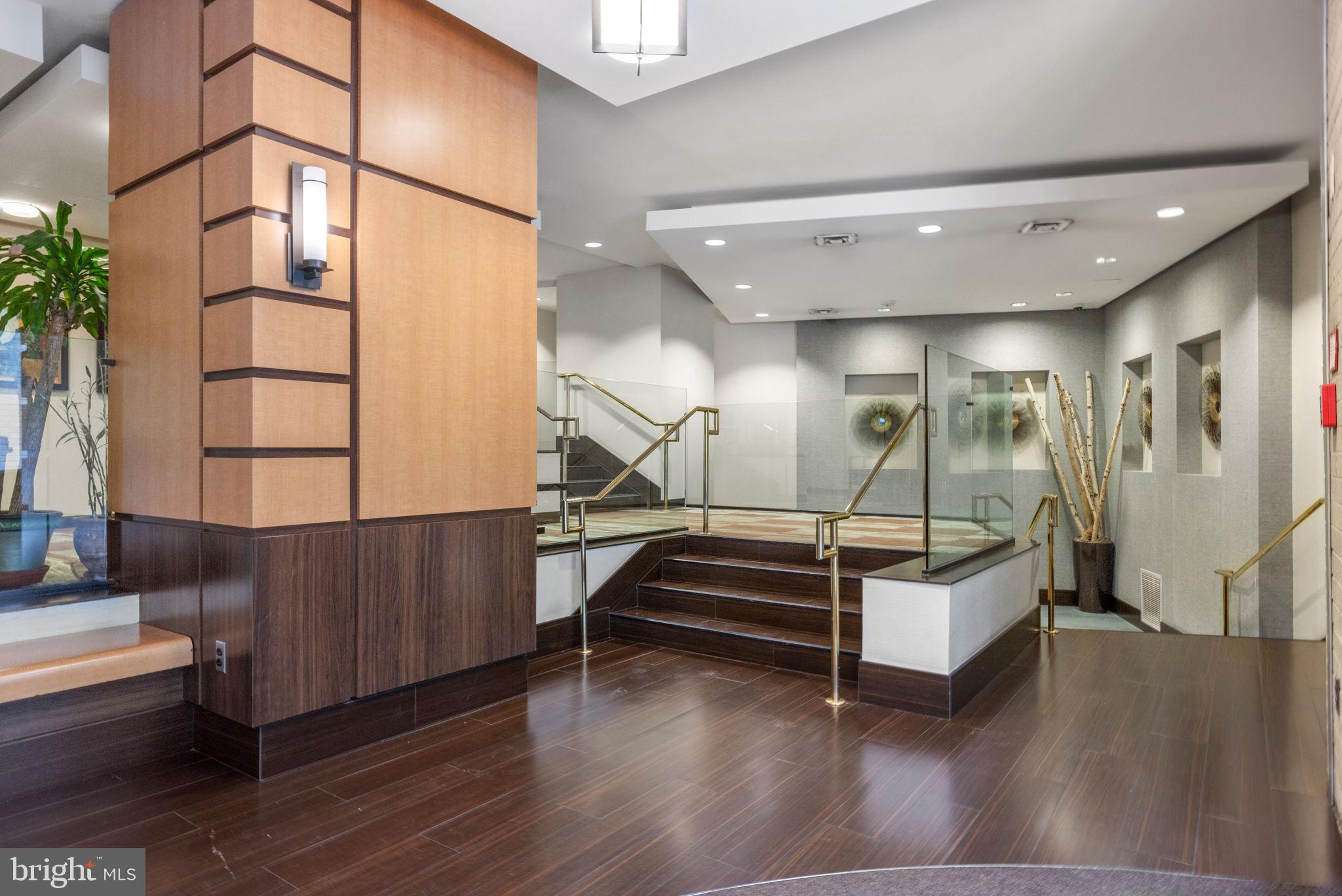 WATERGATE AT LANDMARK - Residential