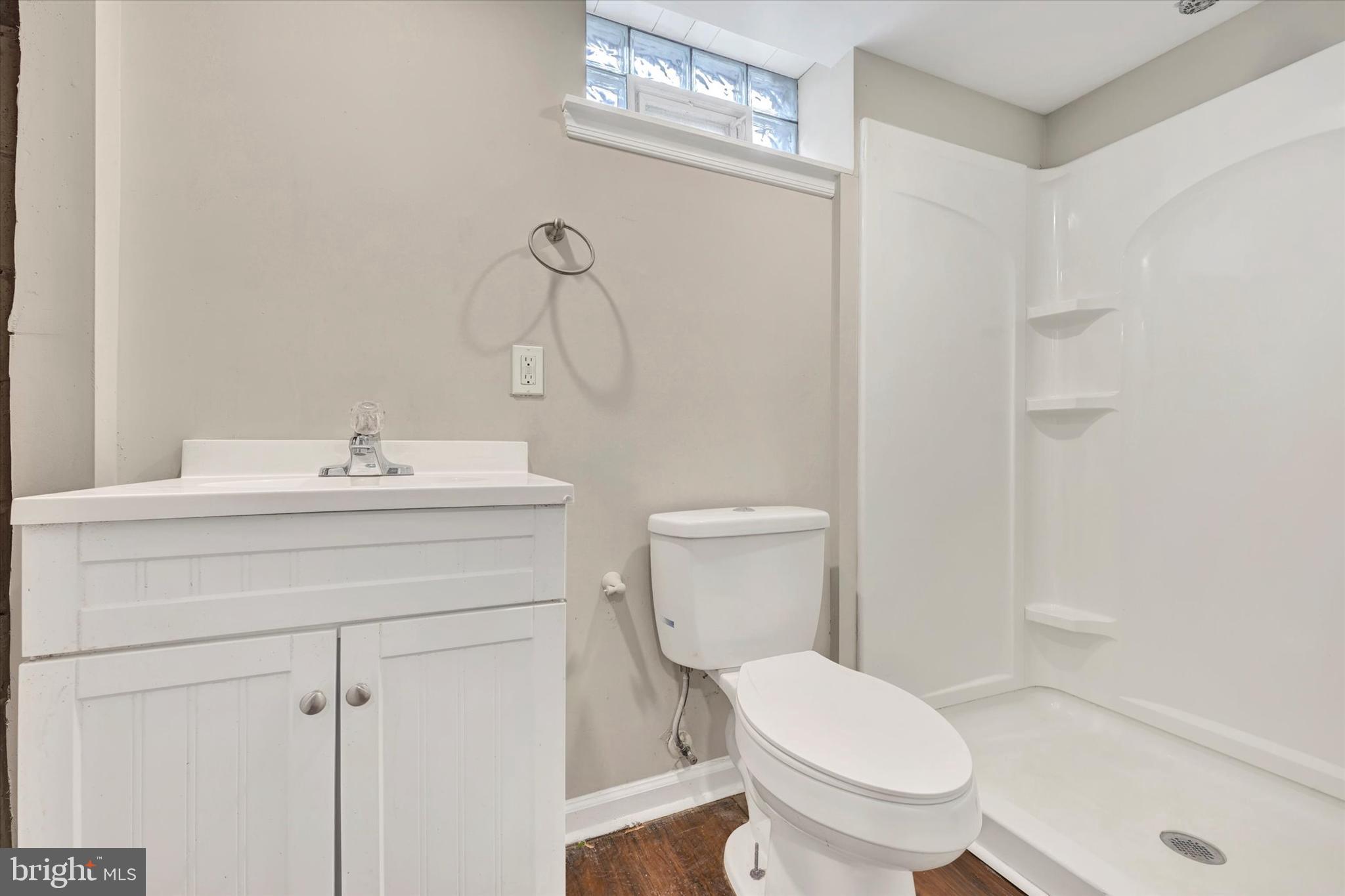 RIVERSIDE - Residential