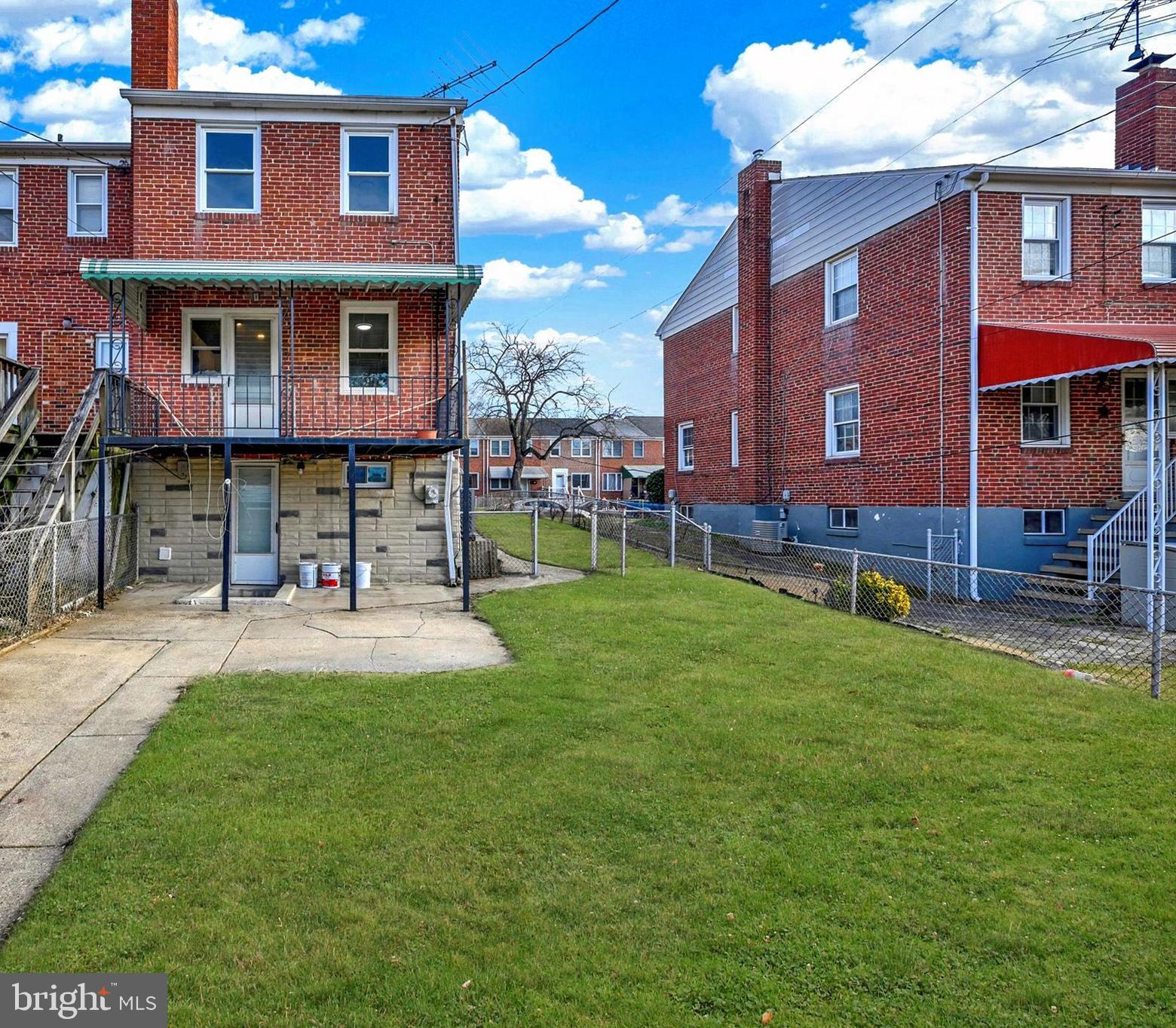 RIVERSIDE - Residential