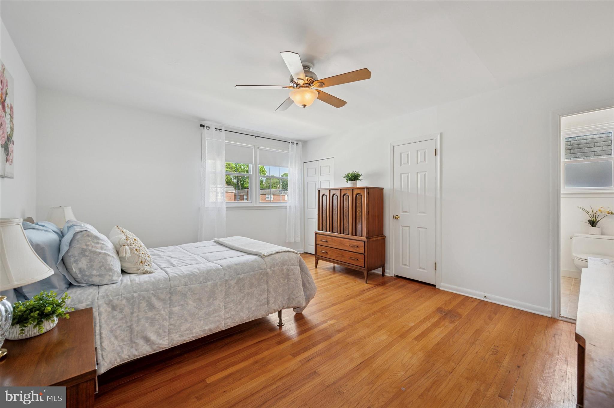 ROXBOROUGH - Residential