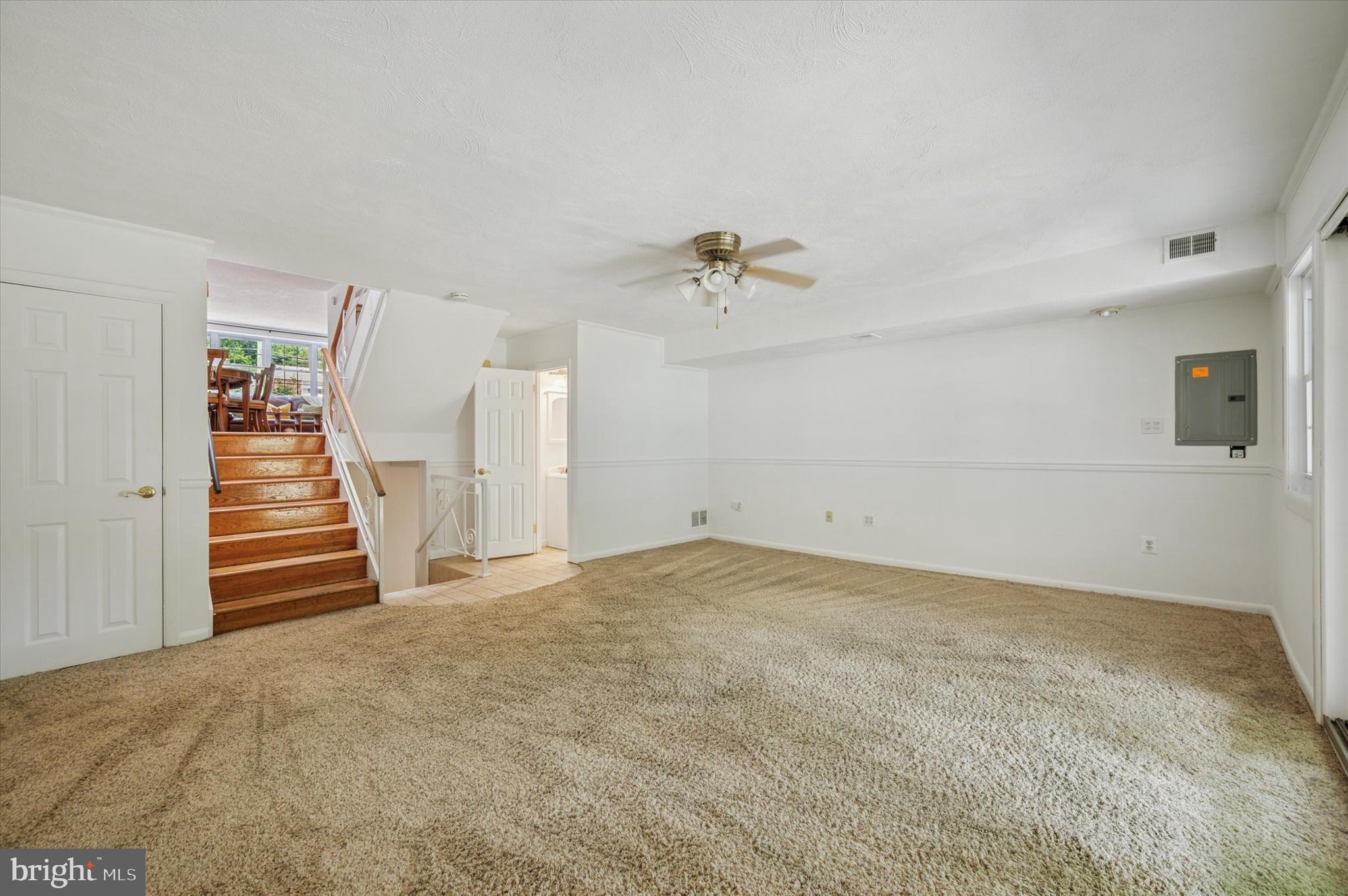 ROXBOROUGH - Residential