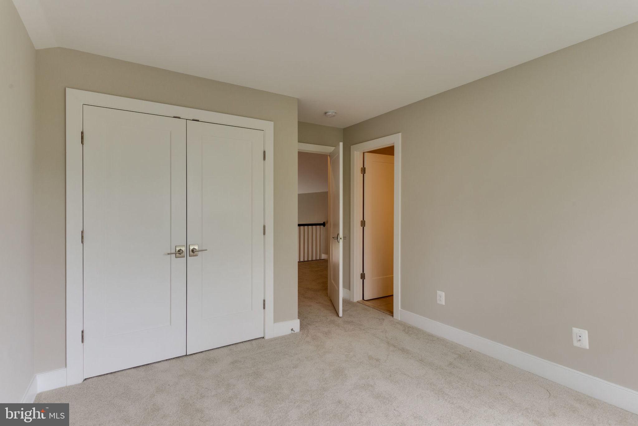 TUCKAHOE VILLAGE - Residential