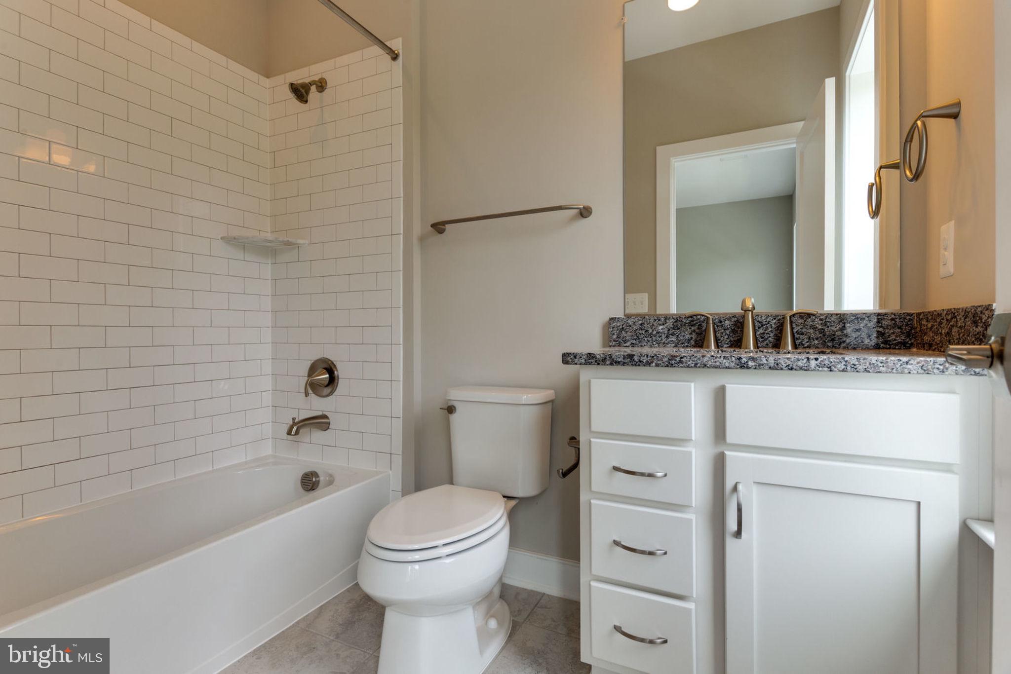 TUCKAHOE VILLAGE - Residential