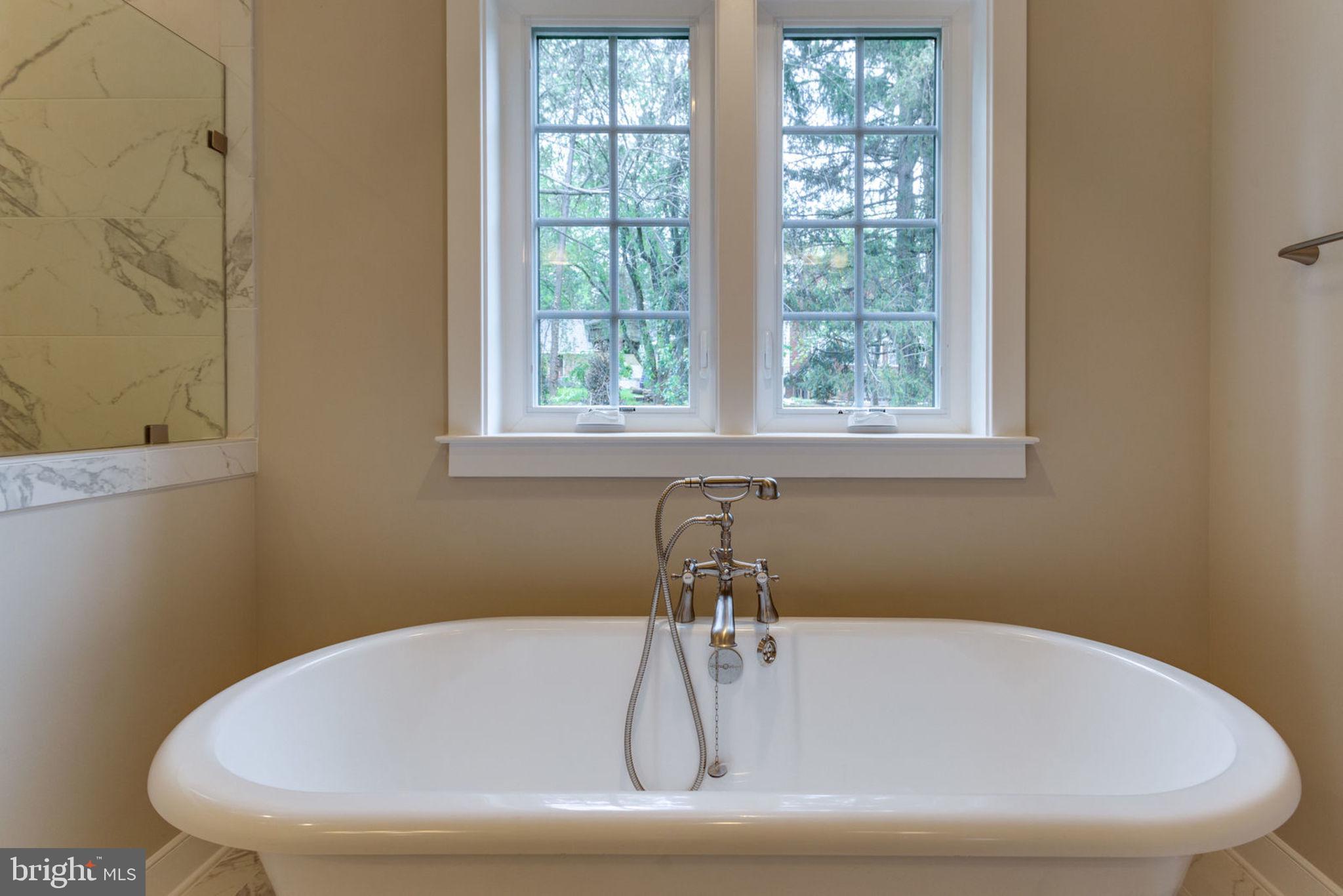 TUCKAHOE VILLAGE - Residential