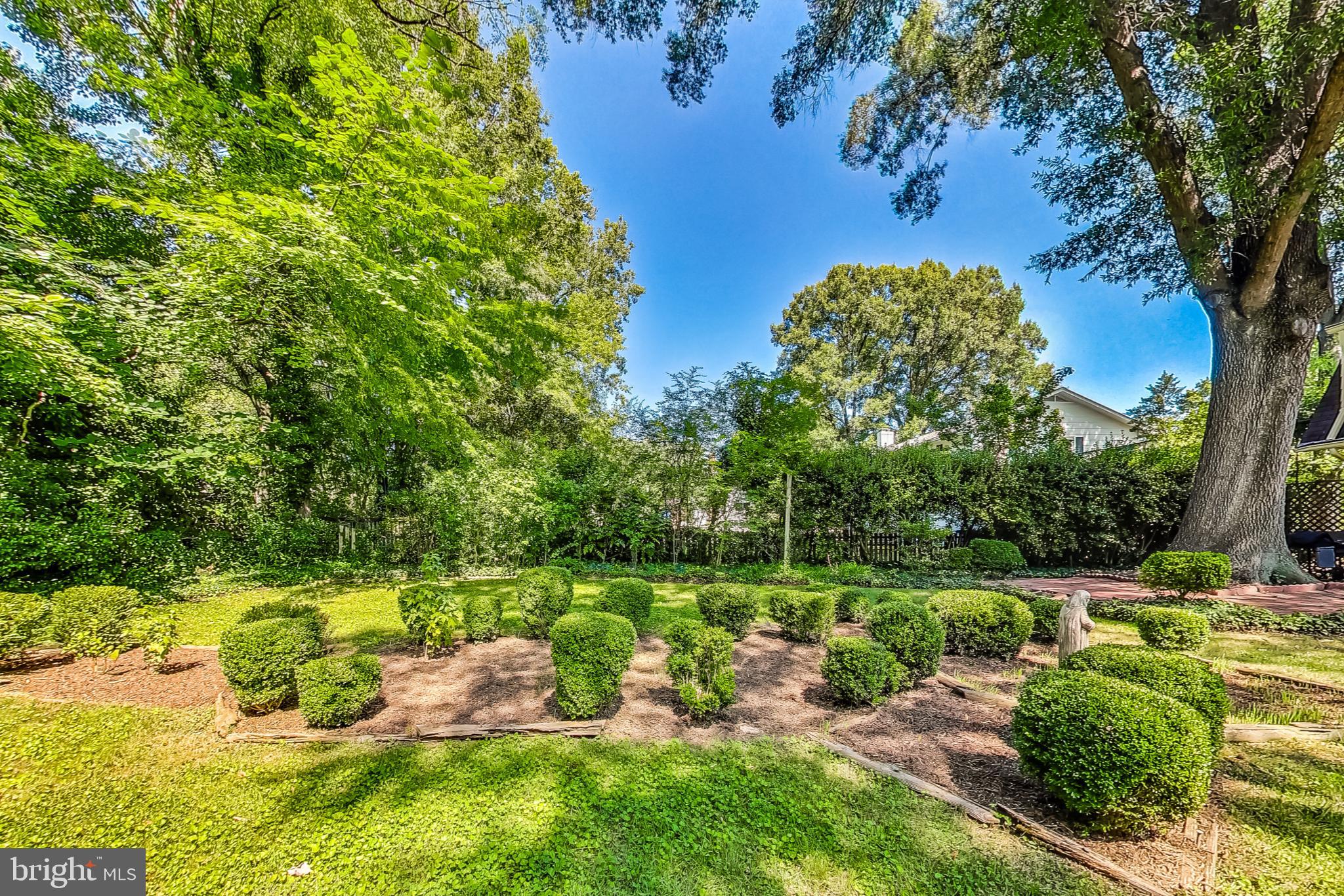 STRATFORD LANDING - Residential