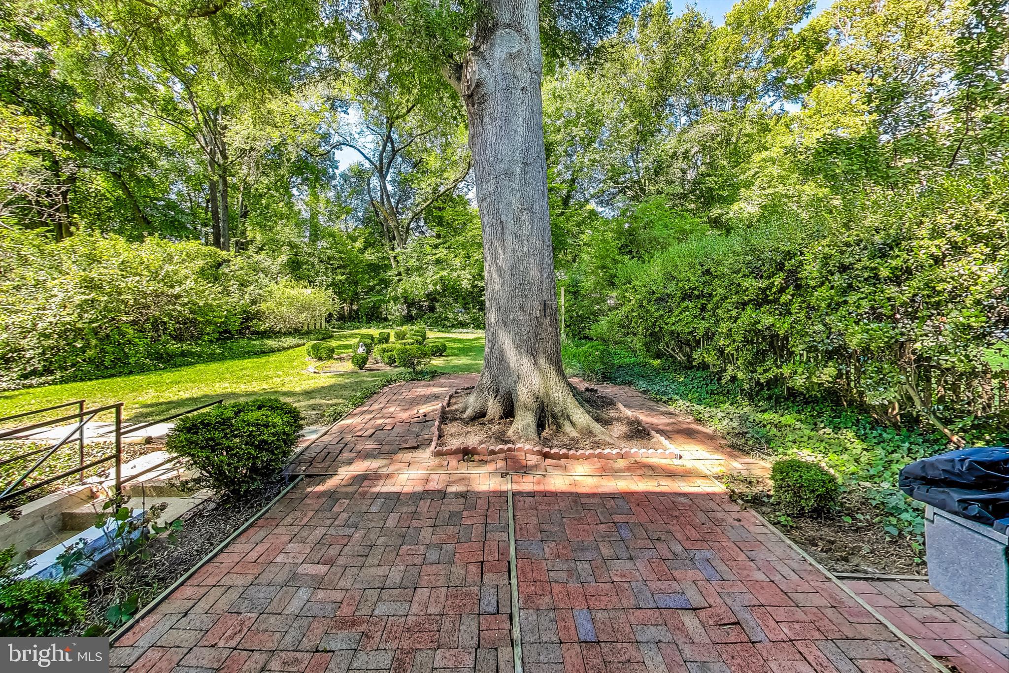 STRATFORD LANDING - Residential
