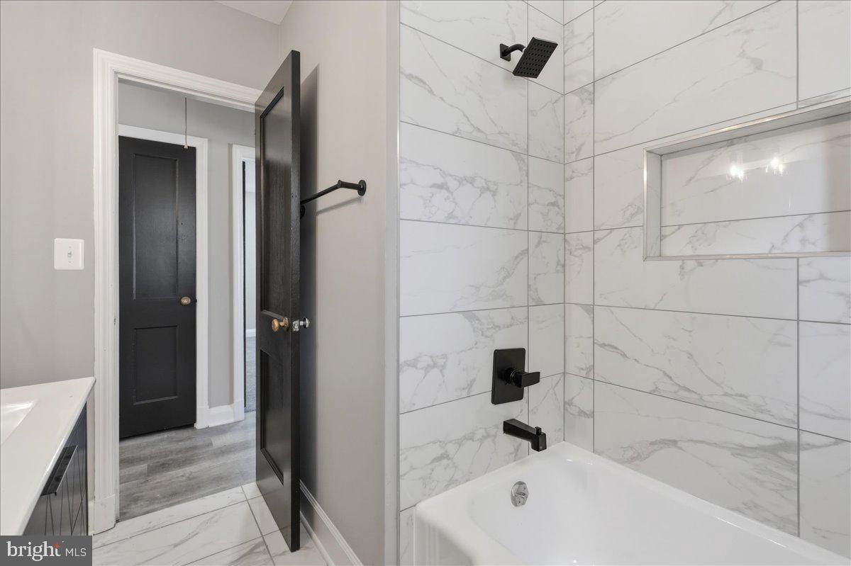 NEWFIELD - Residential