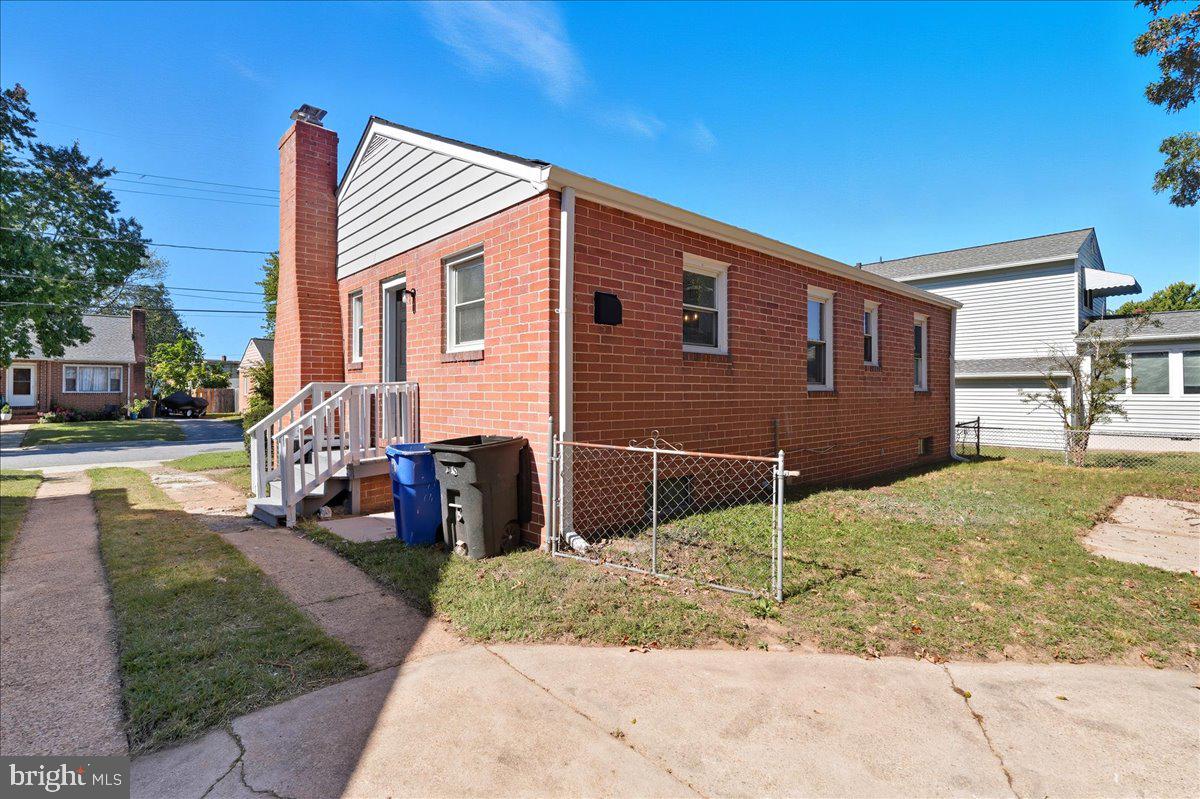 NEWFIELD - Residential