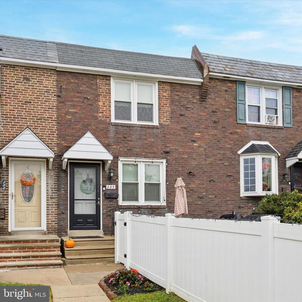 Photo of 283 Westbrook Drive, CLIFTON HEIGHTS, PA 19018 (MLS # PADE2102094)