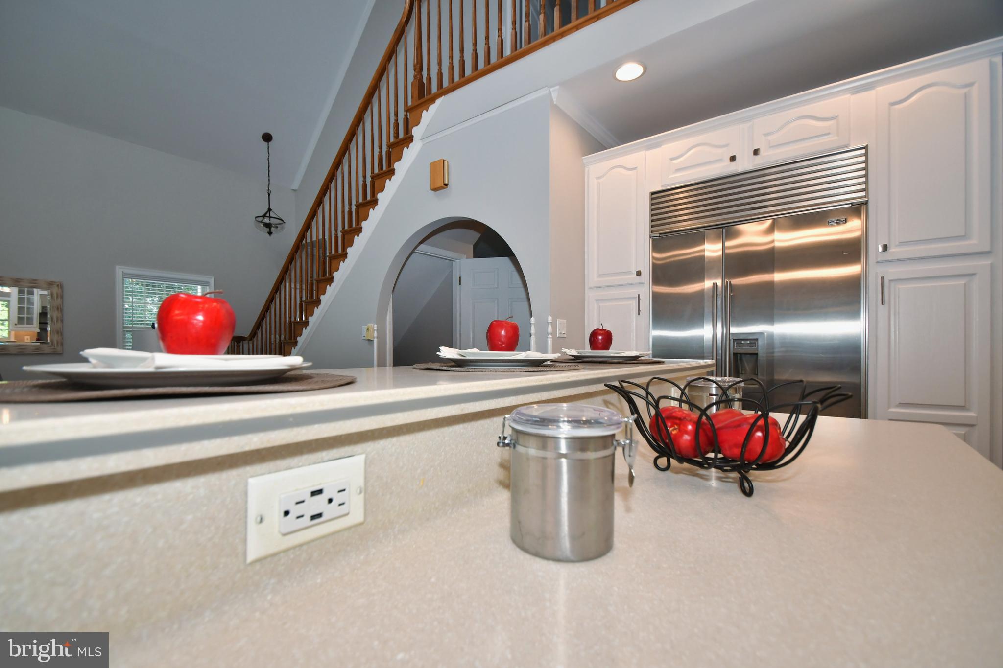 WHITE HALL - Residential