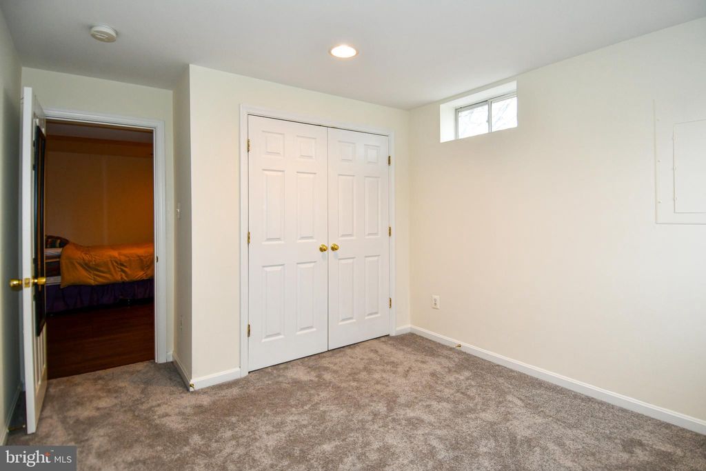 listing image 64
