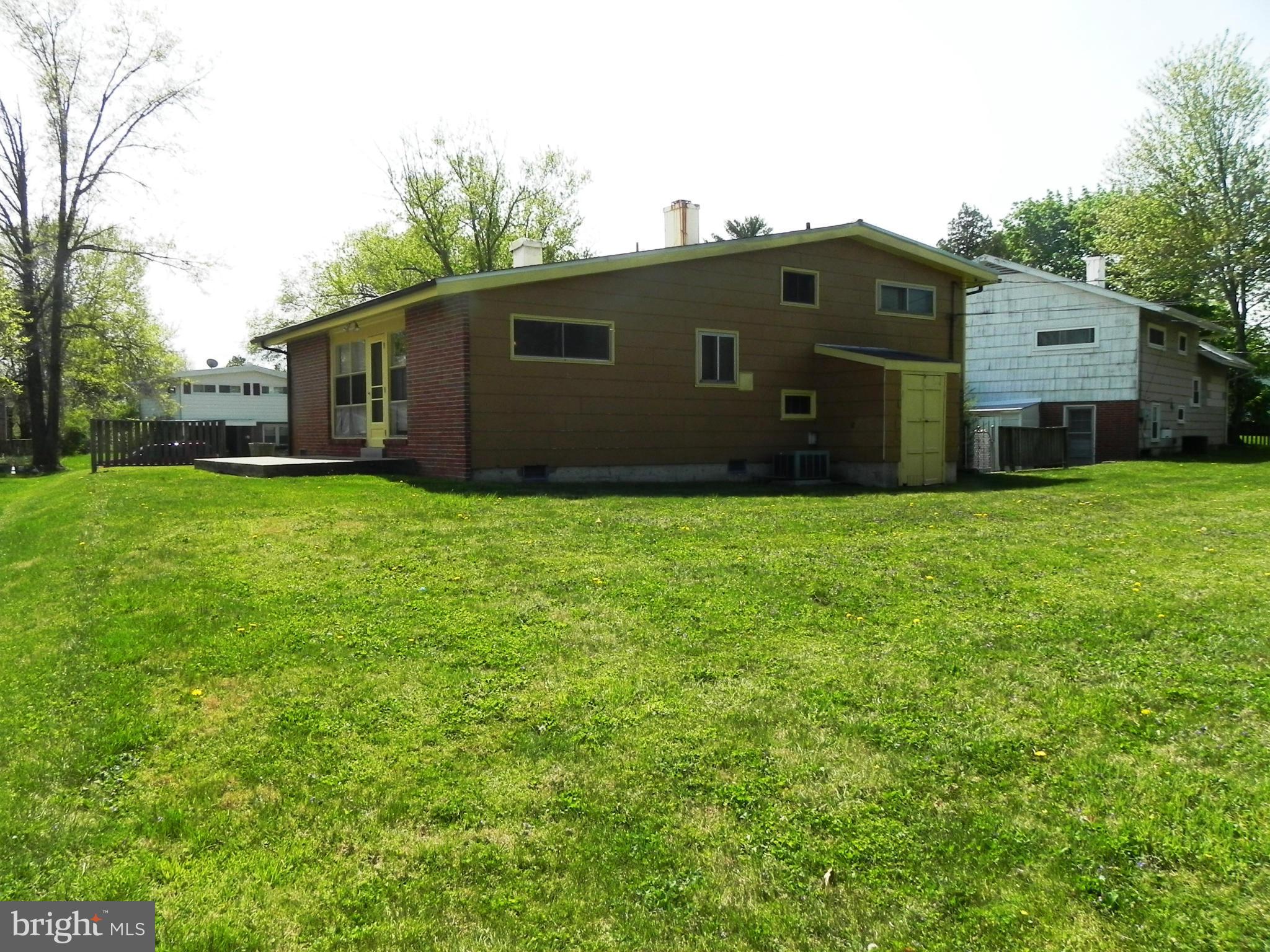 WILLIAMSBURG - Residential