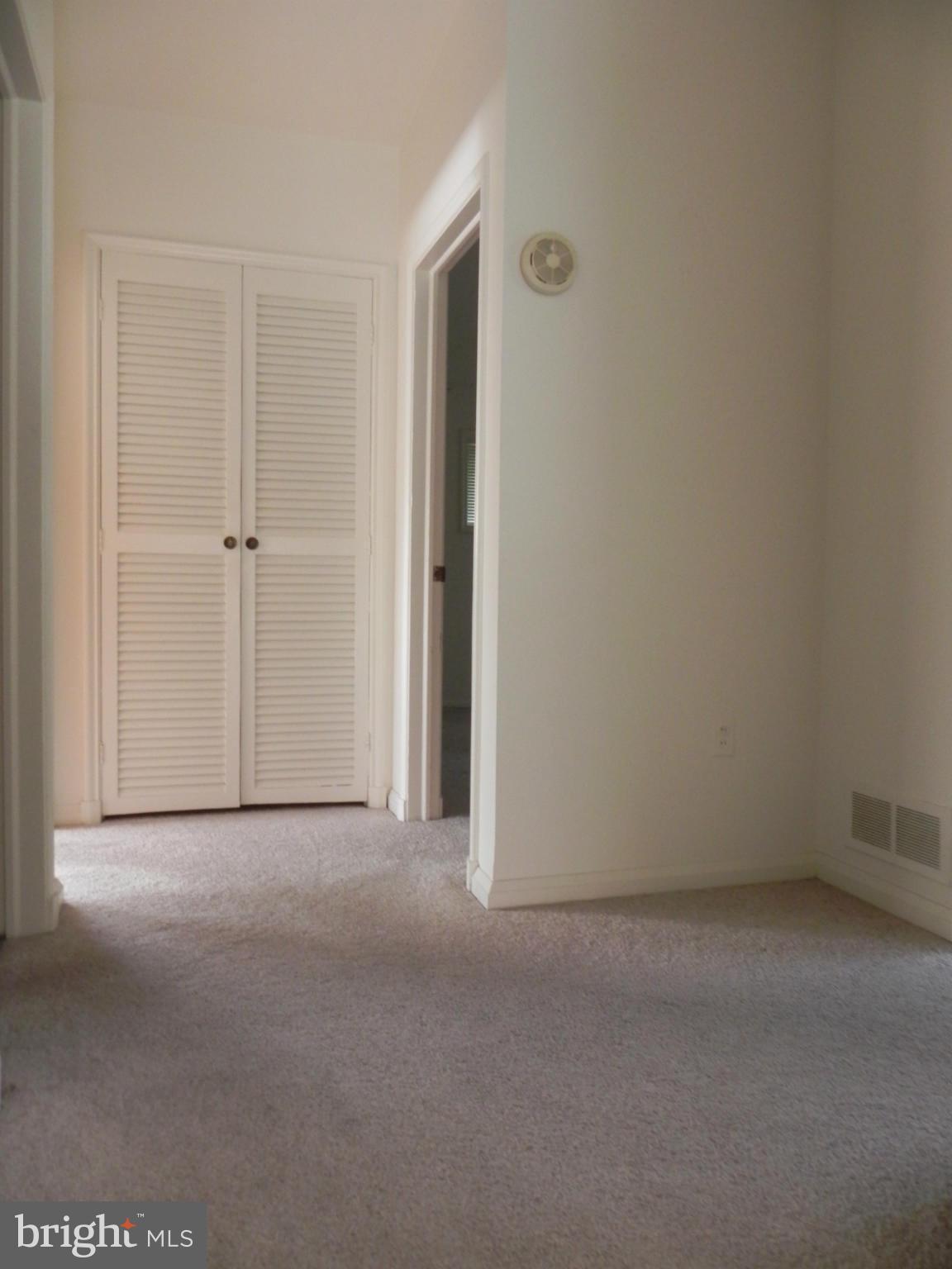 WILLIAMSBURG - Residential