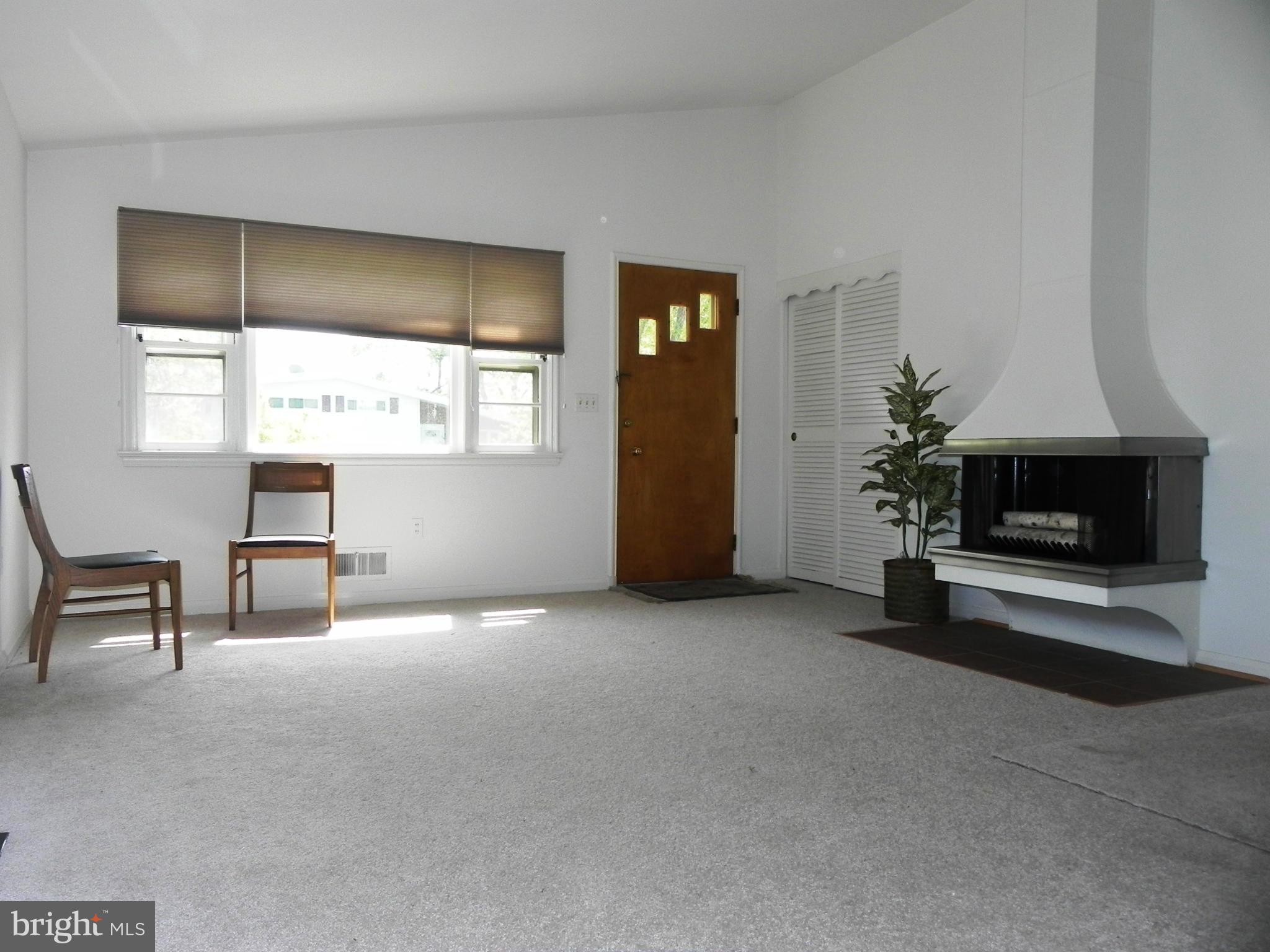 WILLIAMSBURG - Residential