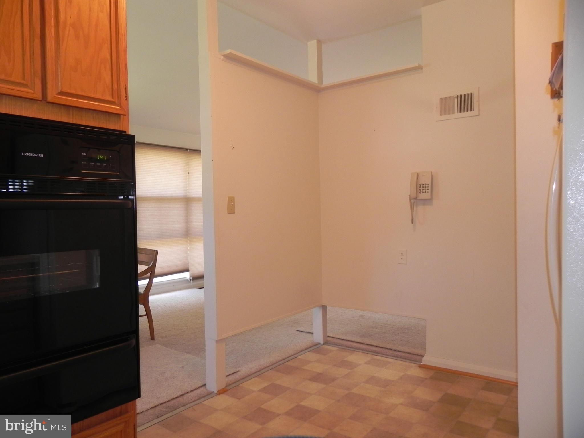 WILLIAMSBURG - Residential