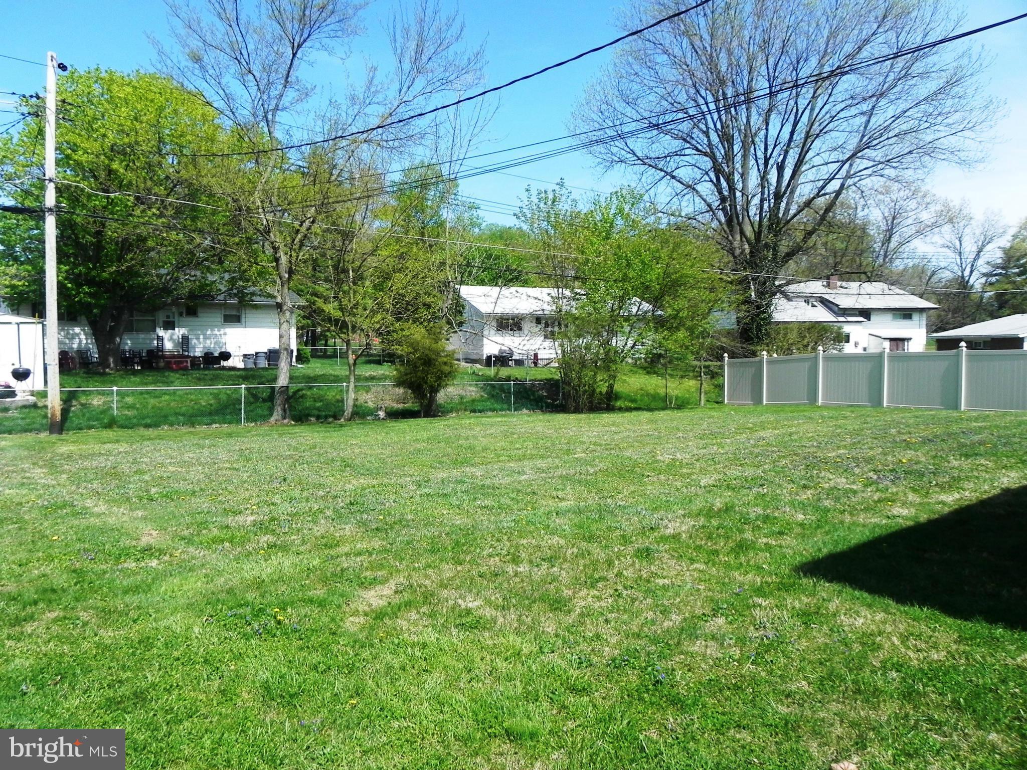 WILLIAMSBURG - Residential