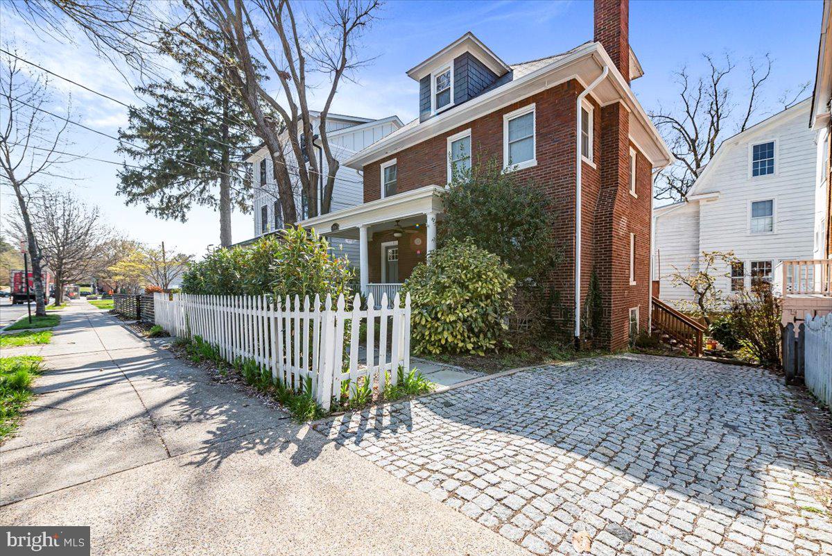 3834 MCKINLEY STREET NW