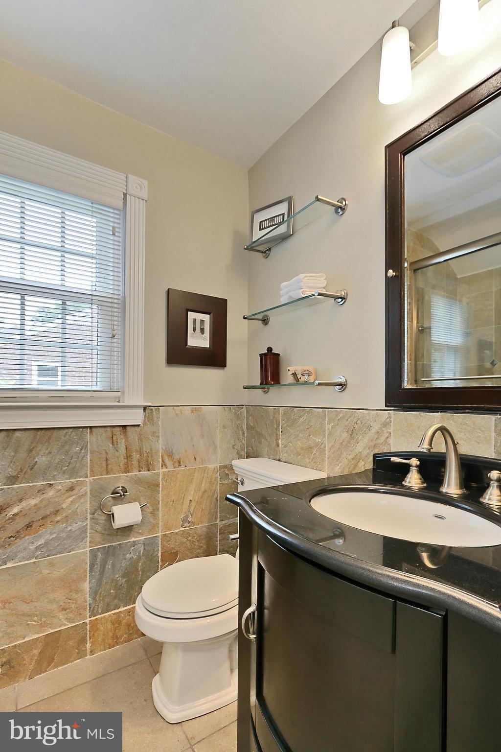 WALNUT HILL - Residential