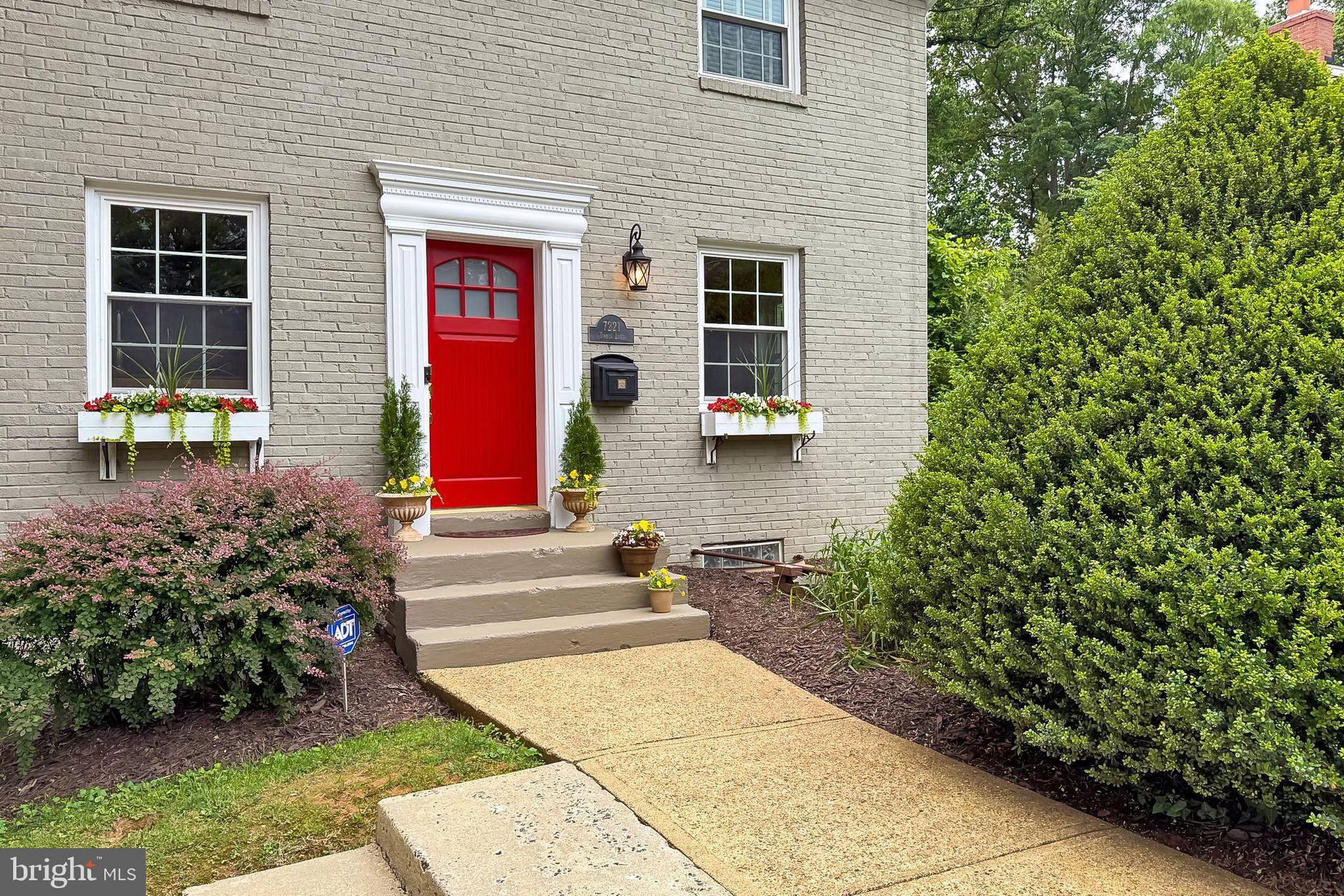7221 TIMBER LANE