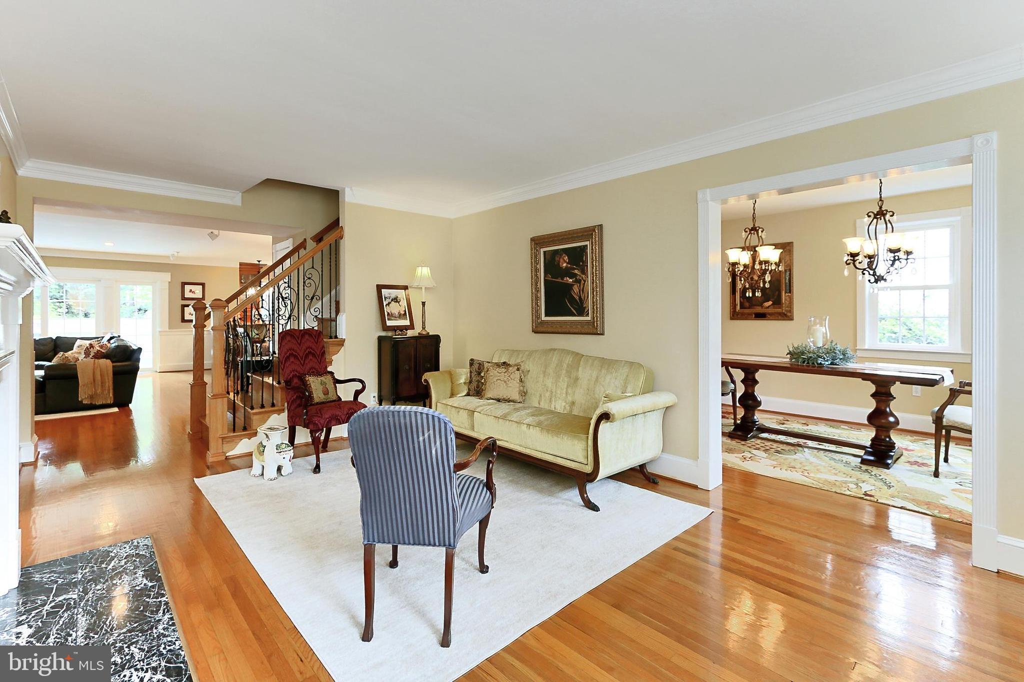 WALNUT HILL - Residential