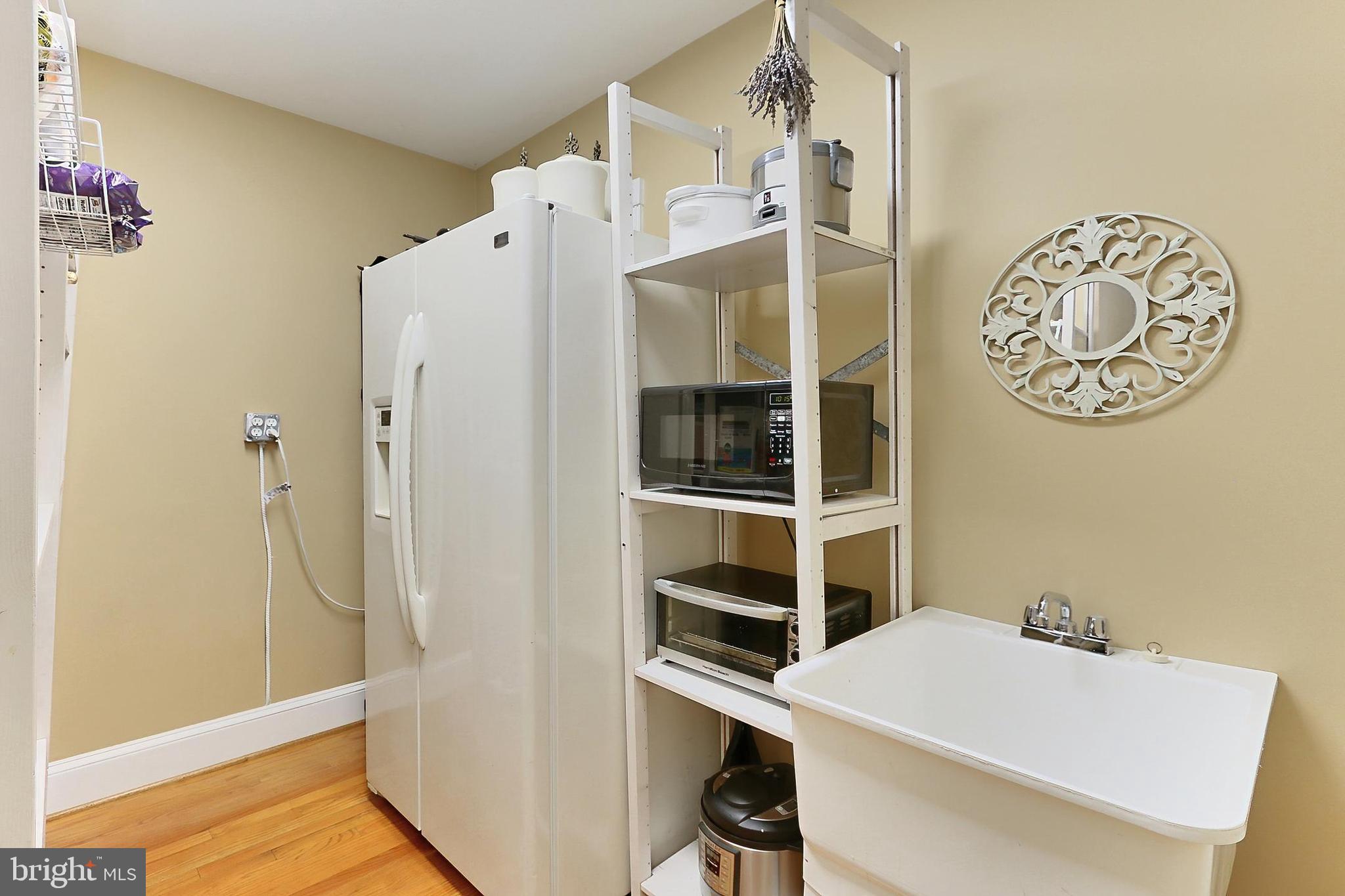 WALNUT HILL - Residential