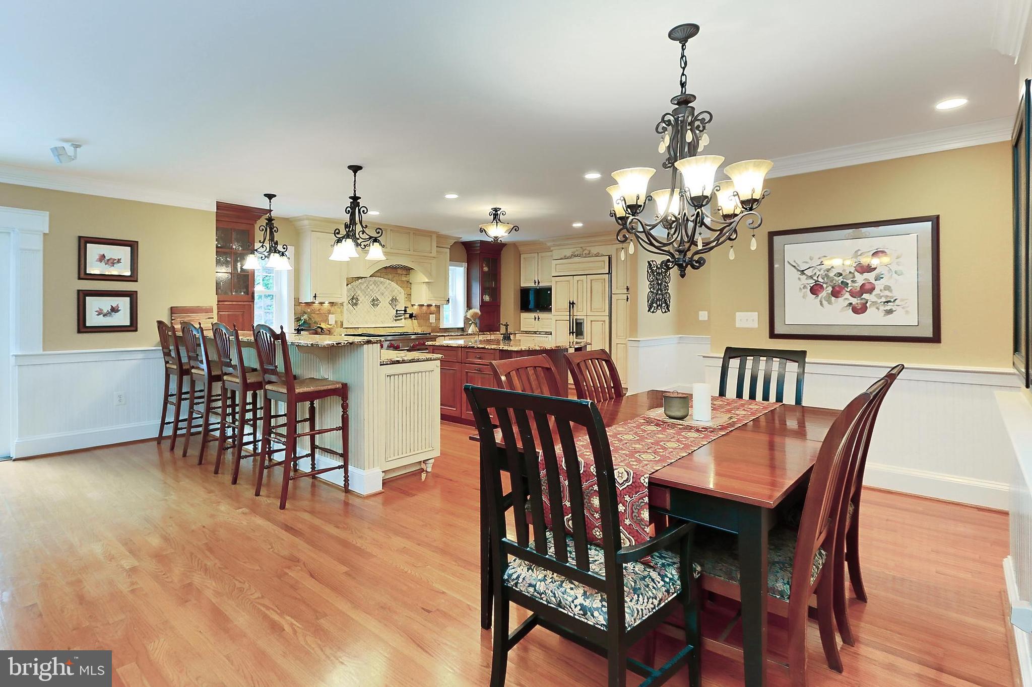 WALNUT HILL - Residential