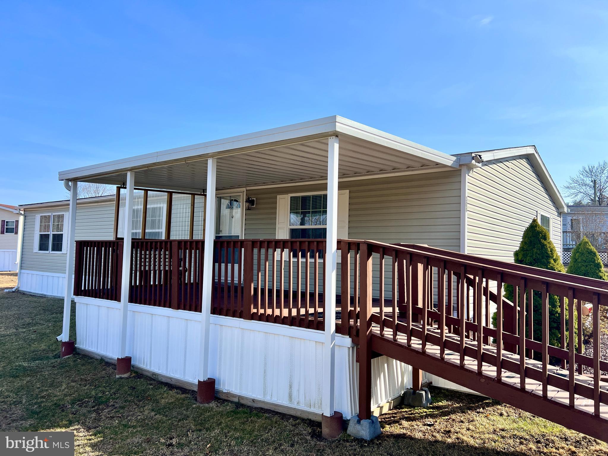 FRIEDEN MANOR - Residential