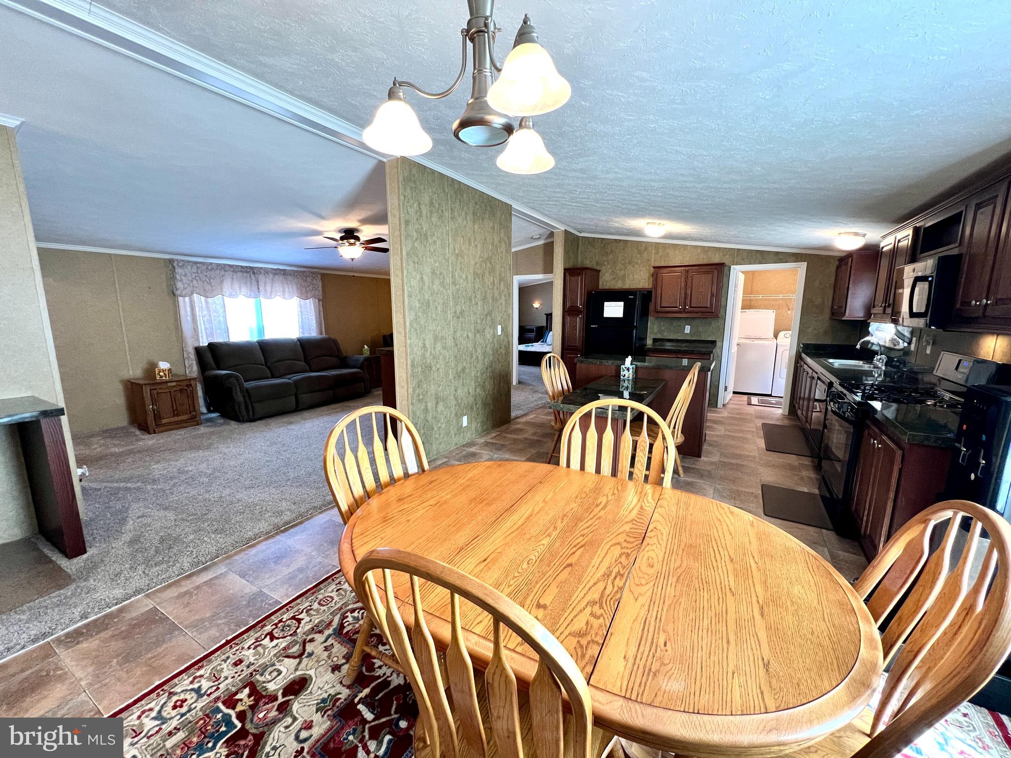 FRIEDEN MANOR - Residential