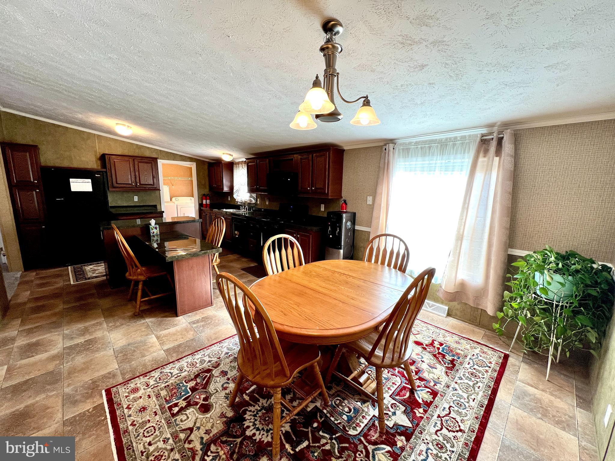 FRIEDEN MANOR - Residential