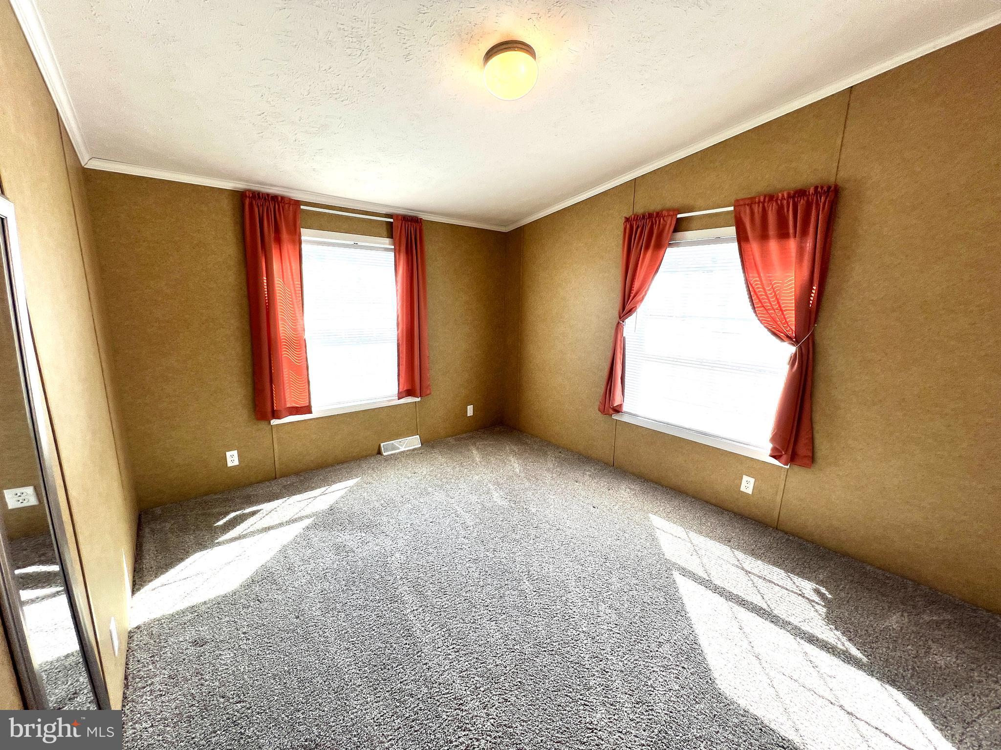 FRIEDEN MANOR - Residential