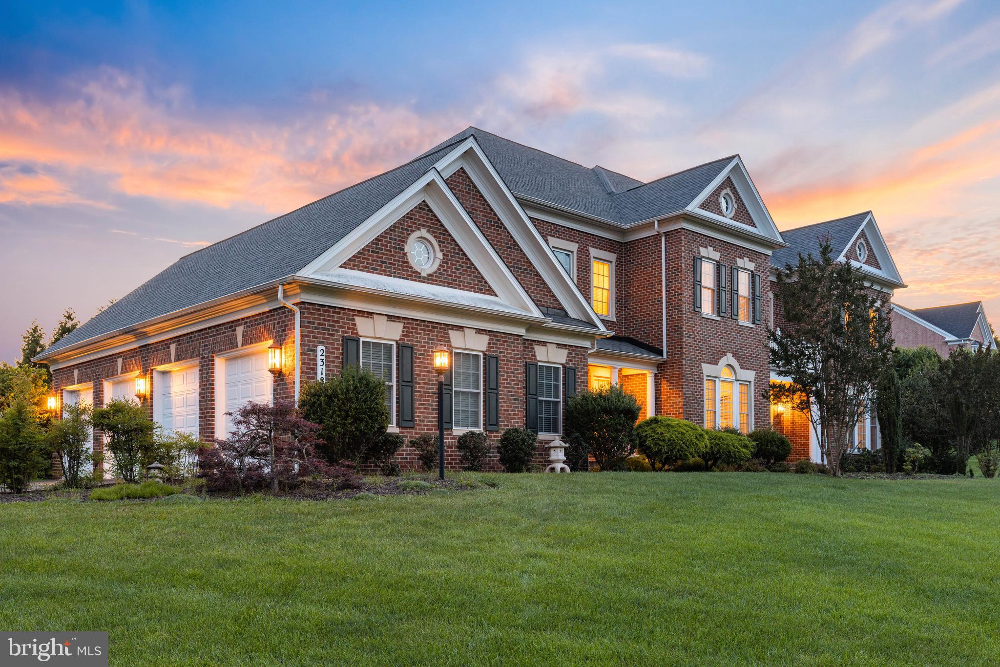 LONG FARM - Residential