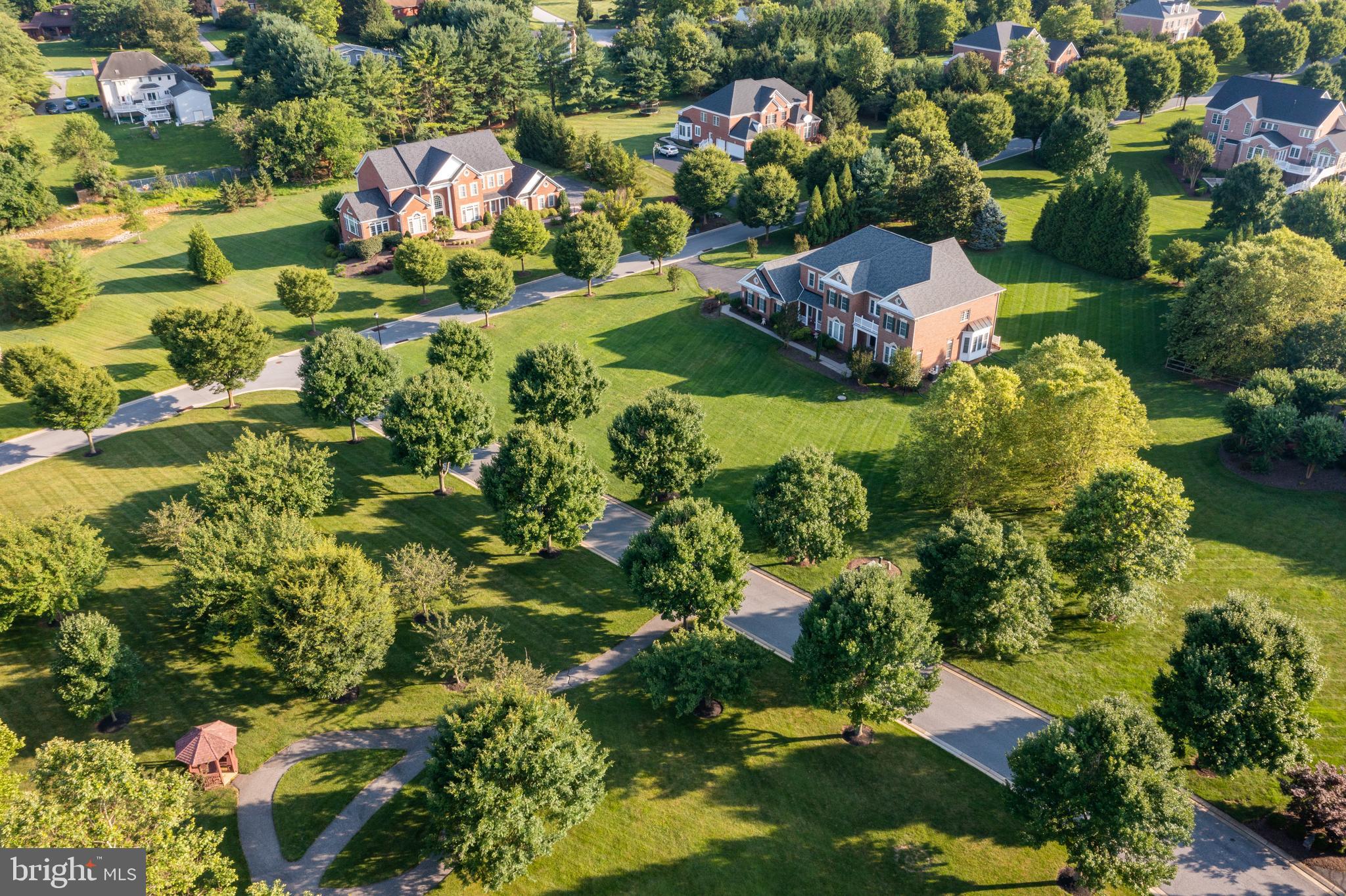 LONG FARM - Residential