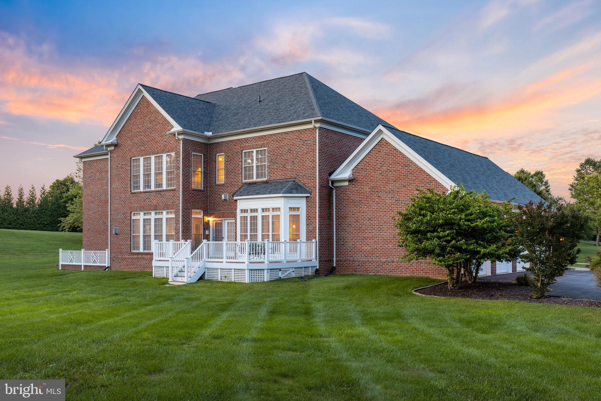 LONG FARM - Residential