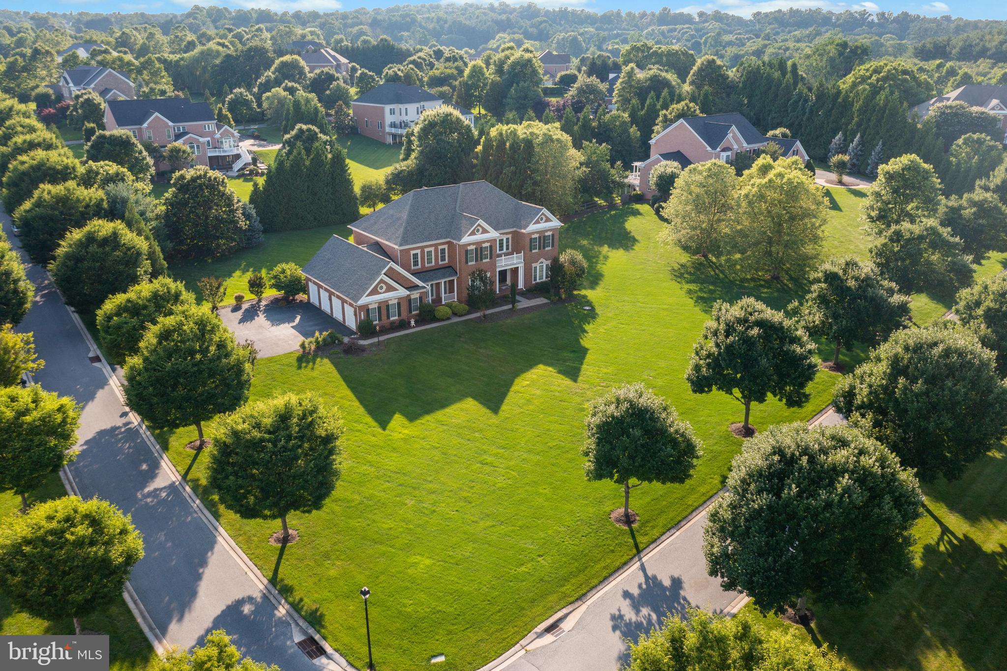 LONG FARM - Residential