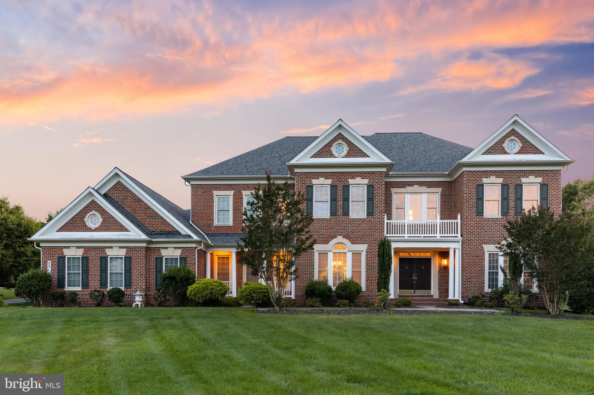 LONG FARM - Residential