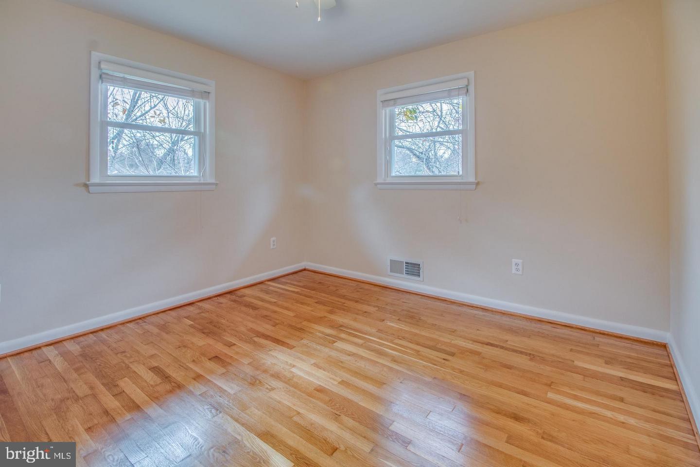 GLEN FOREST - Residential Lease