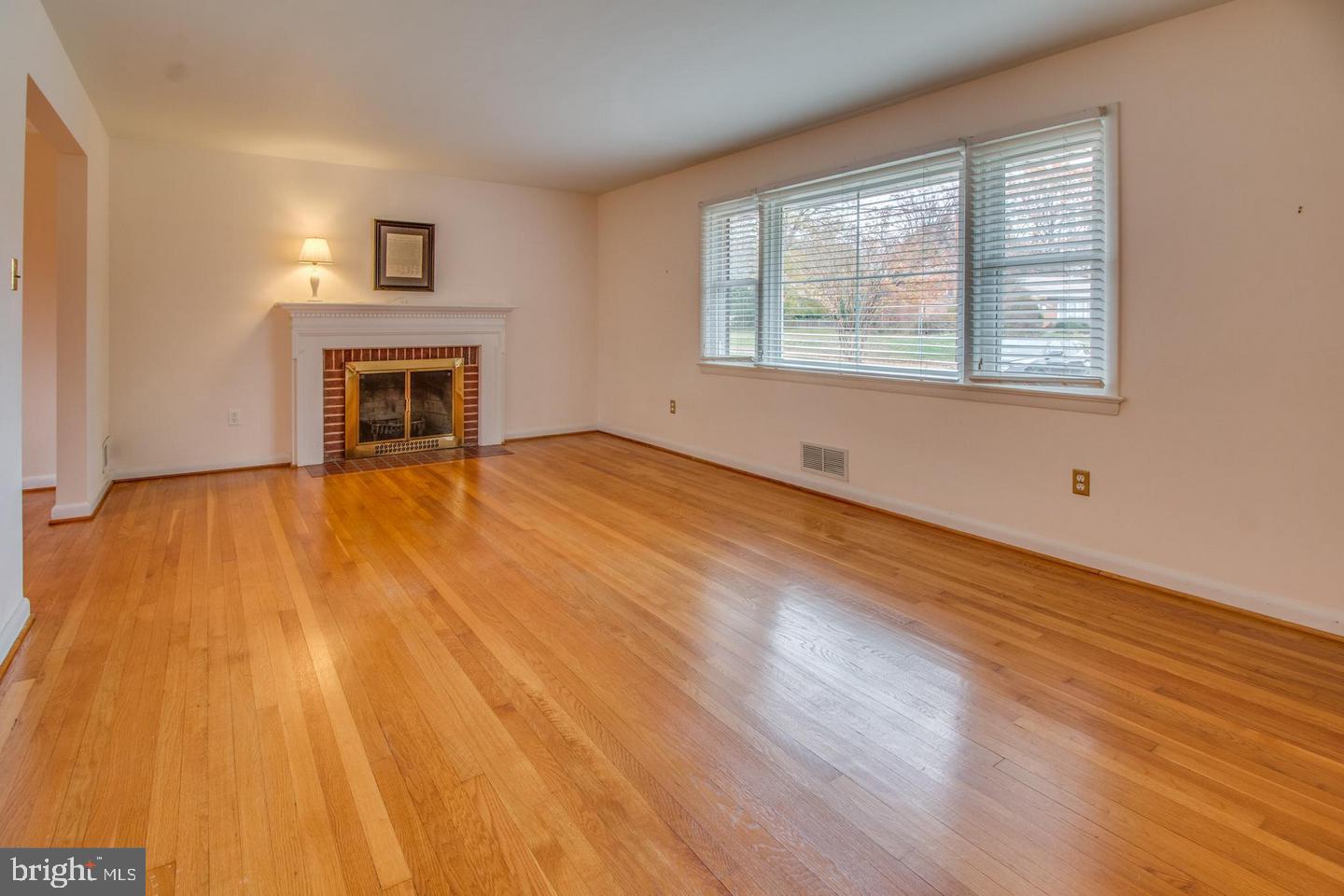 GLEN FOREST - Residential Lease