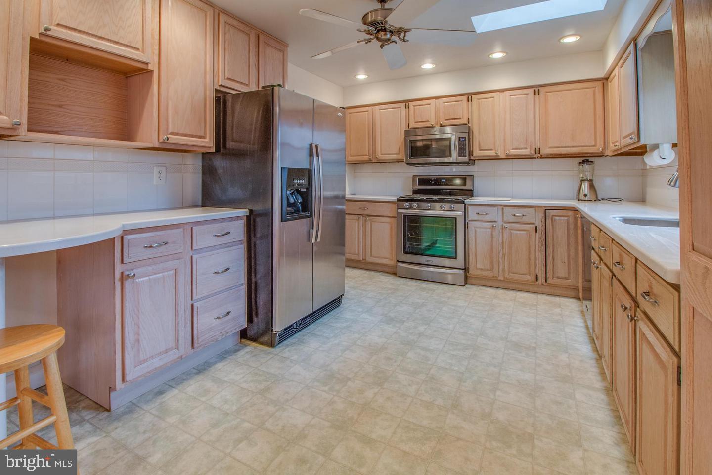 GLEN FOREST - Residential Lease