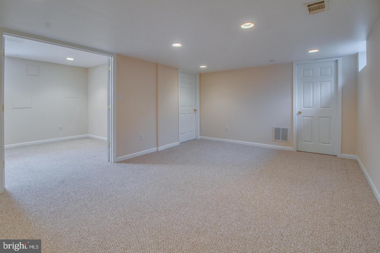 GLEN FOREST - Residential Lease