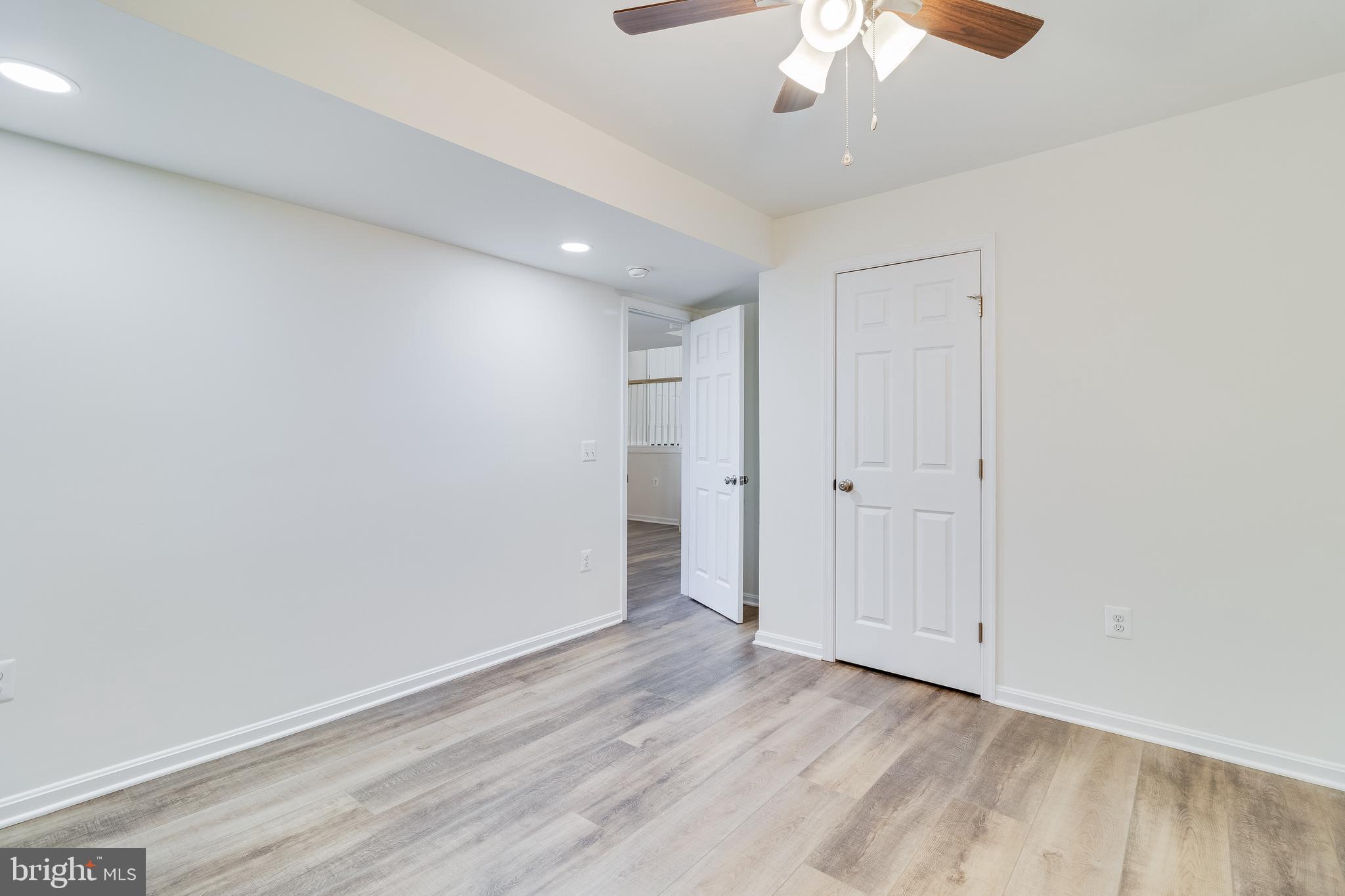 WAKEFIELD NEIGHBORHOOD - Residential