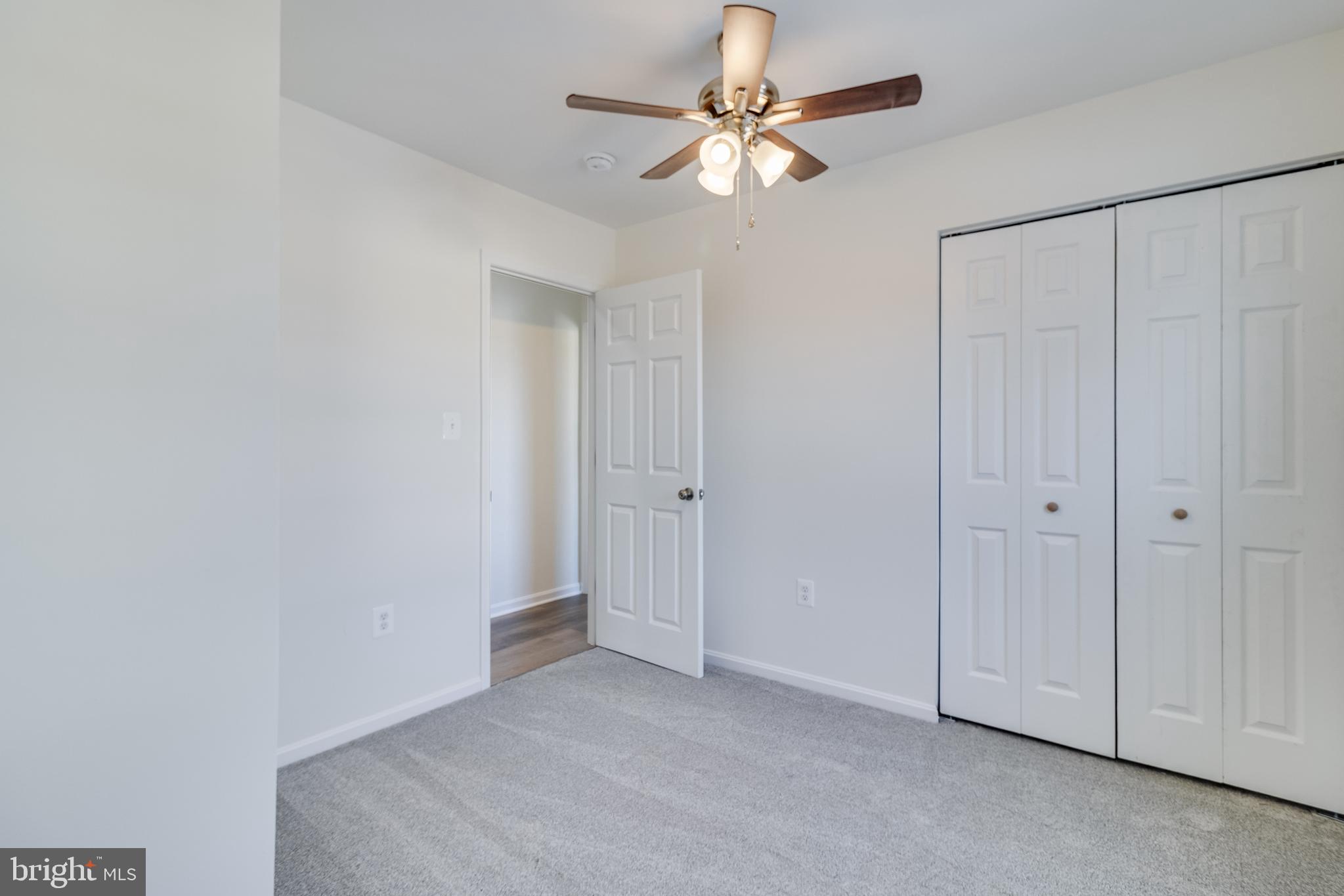 WAKEFIELD NEIGHBORHOOD - Residential