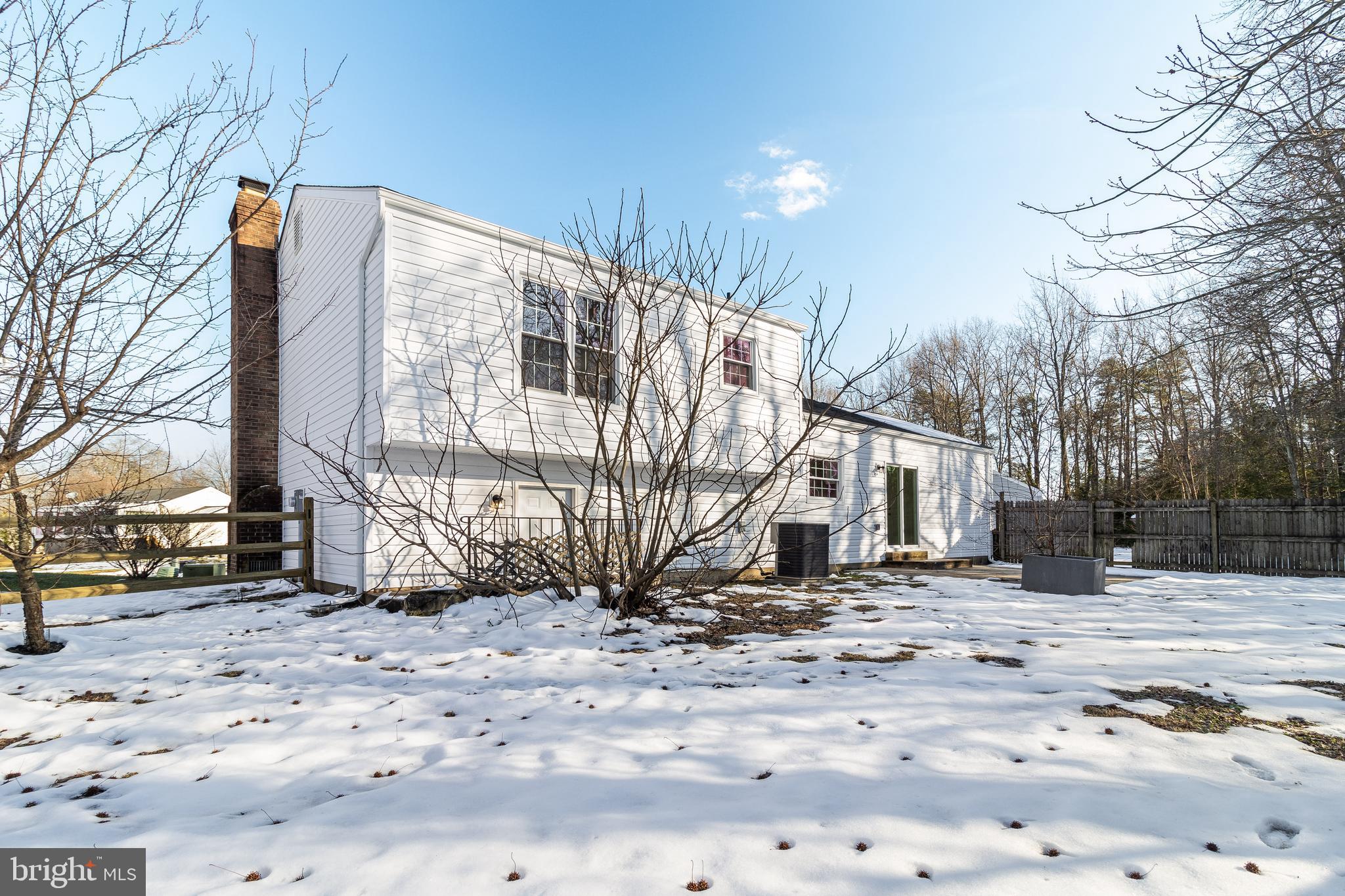 WAKEFIELD NEIGHBORHOOD - Residential