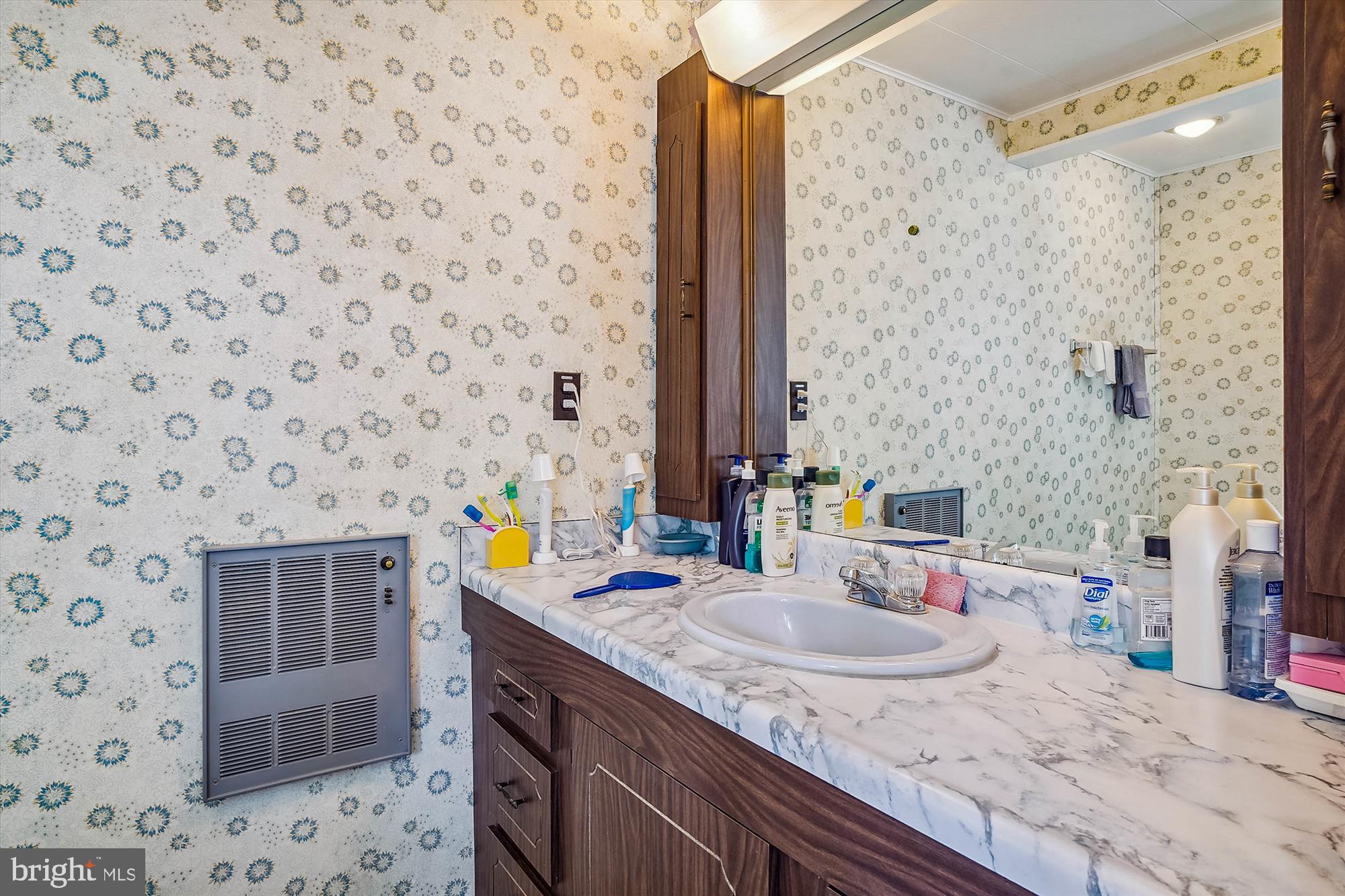 CENTREVILLE - Residential